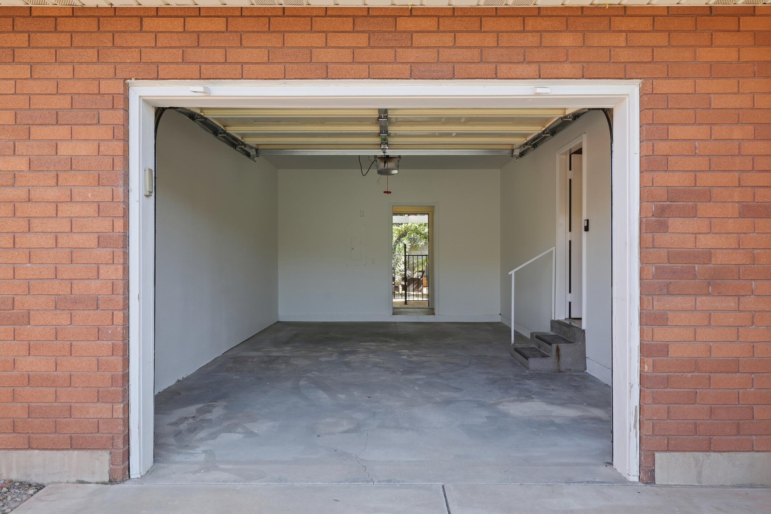 HERITAGE LANE TOWNHOMES - Residential