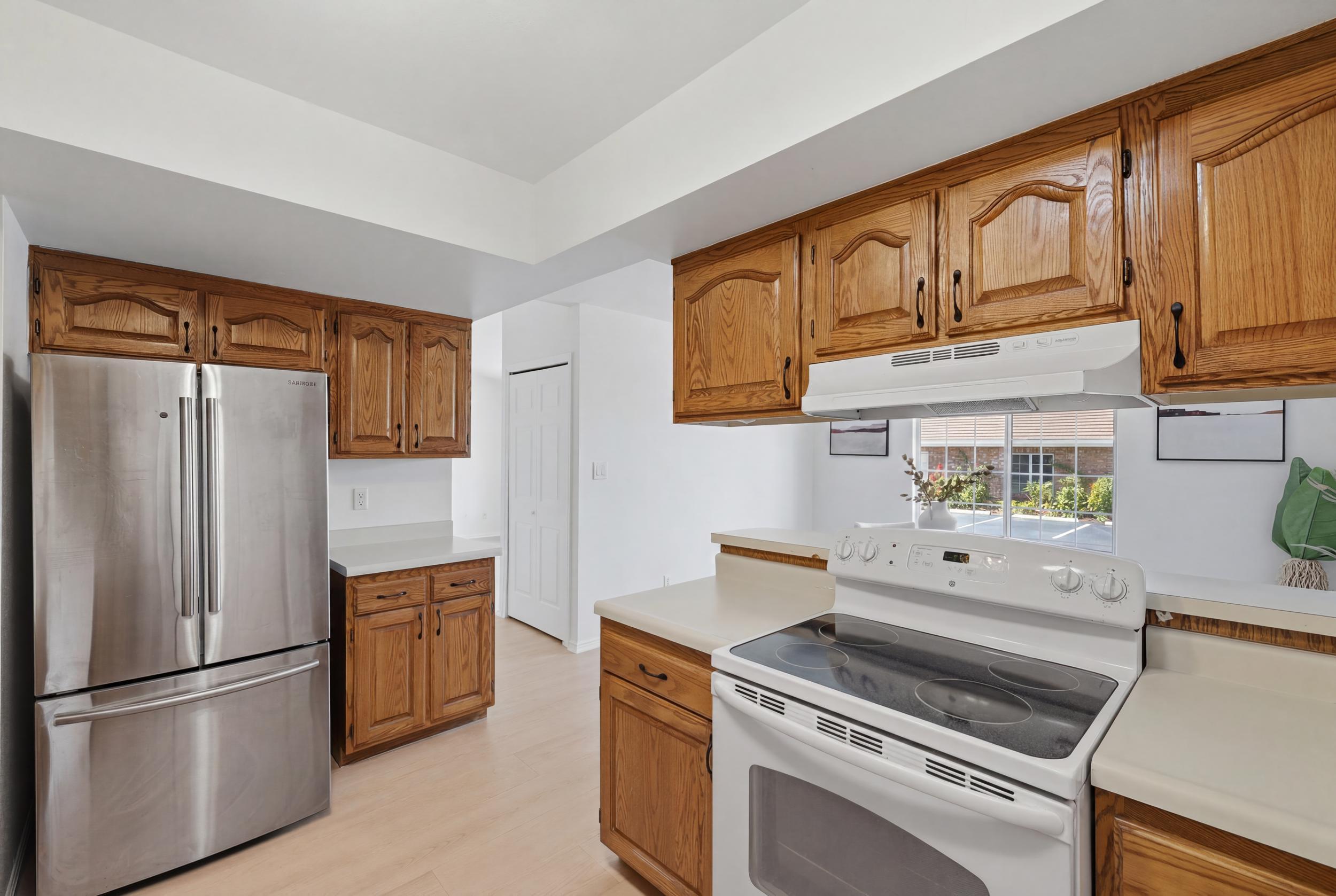 HERITAGE LANE TOWNHOMES - Residential