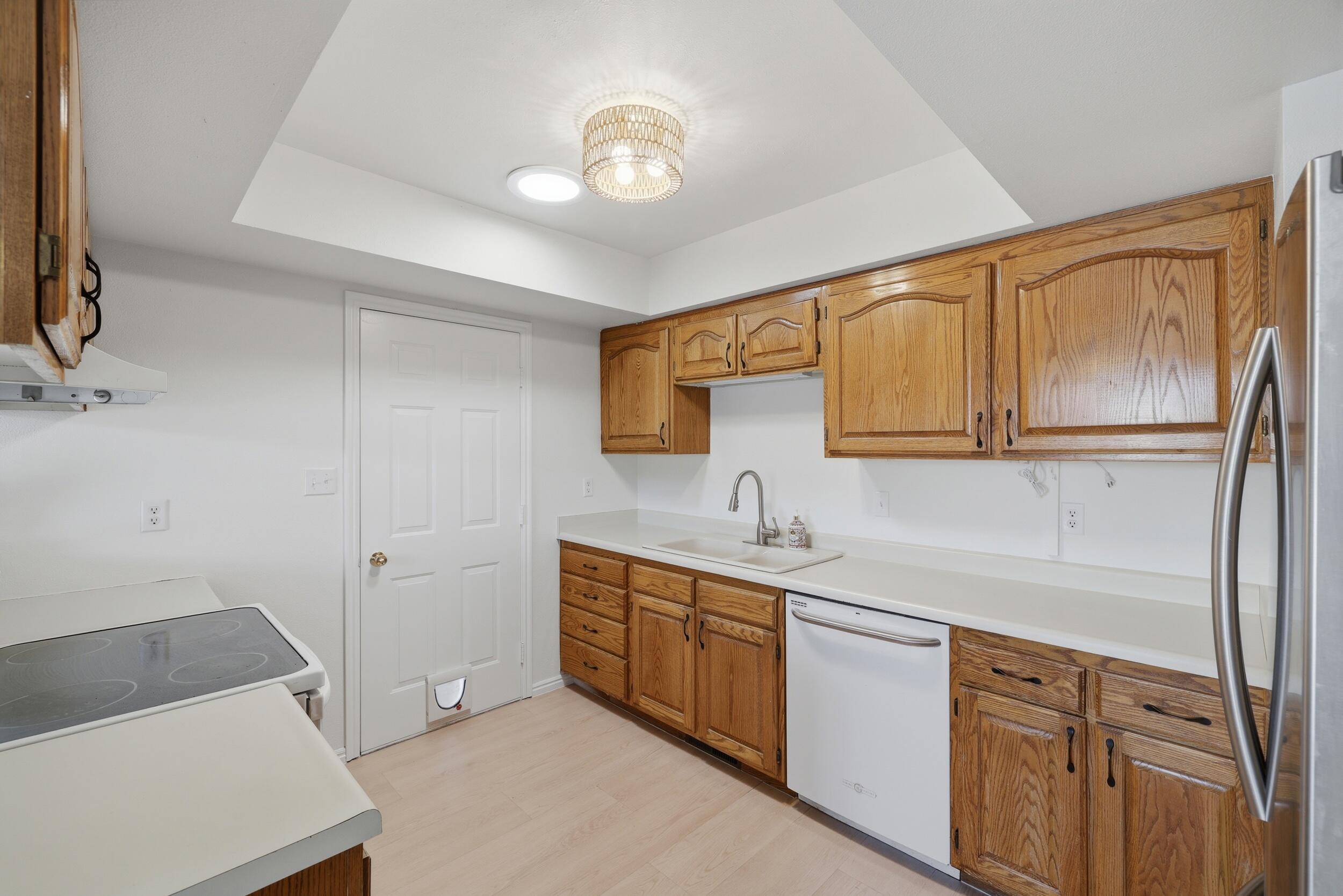 HERITAGE LANE TOWNHOMES - Residential