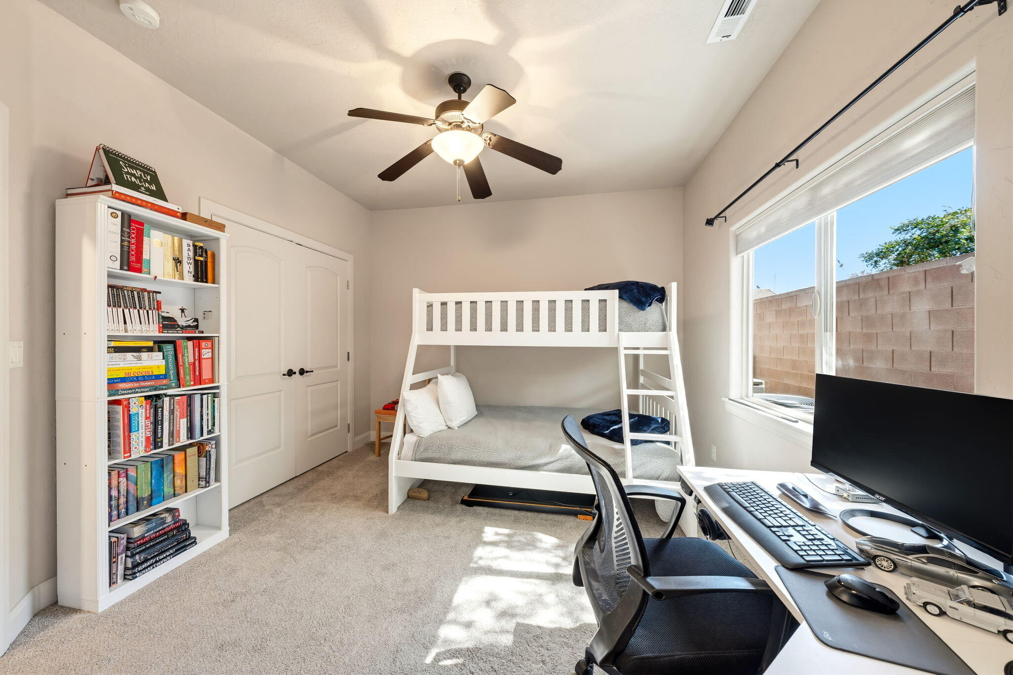 EAST RIDGE - Residential