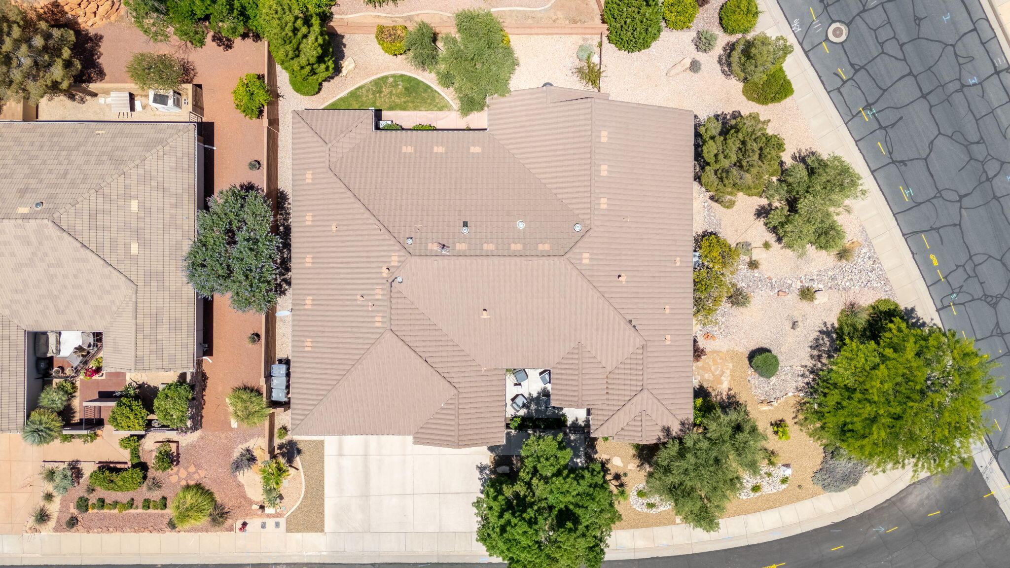 EAST RIDGE - Residential