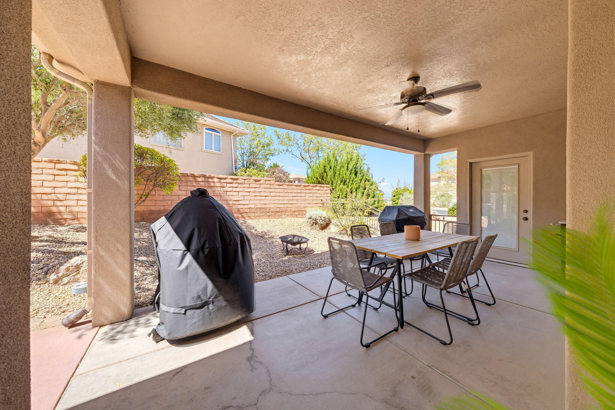 EAST RIDGE - Residential