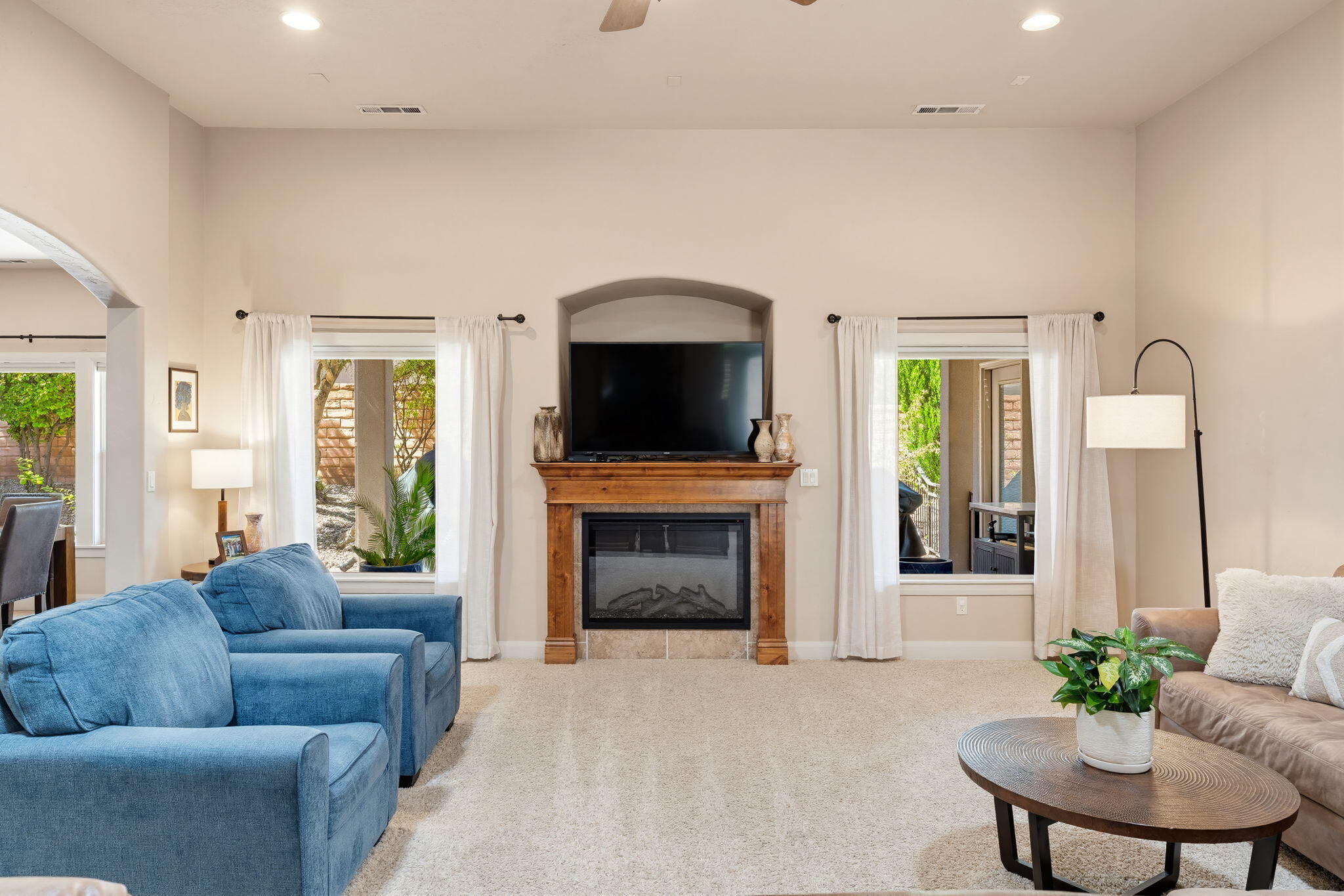 EAST RIDGE - Residential