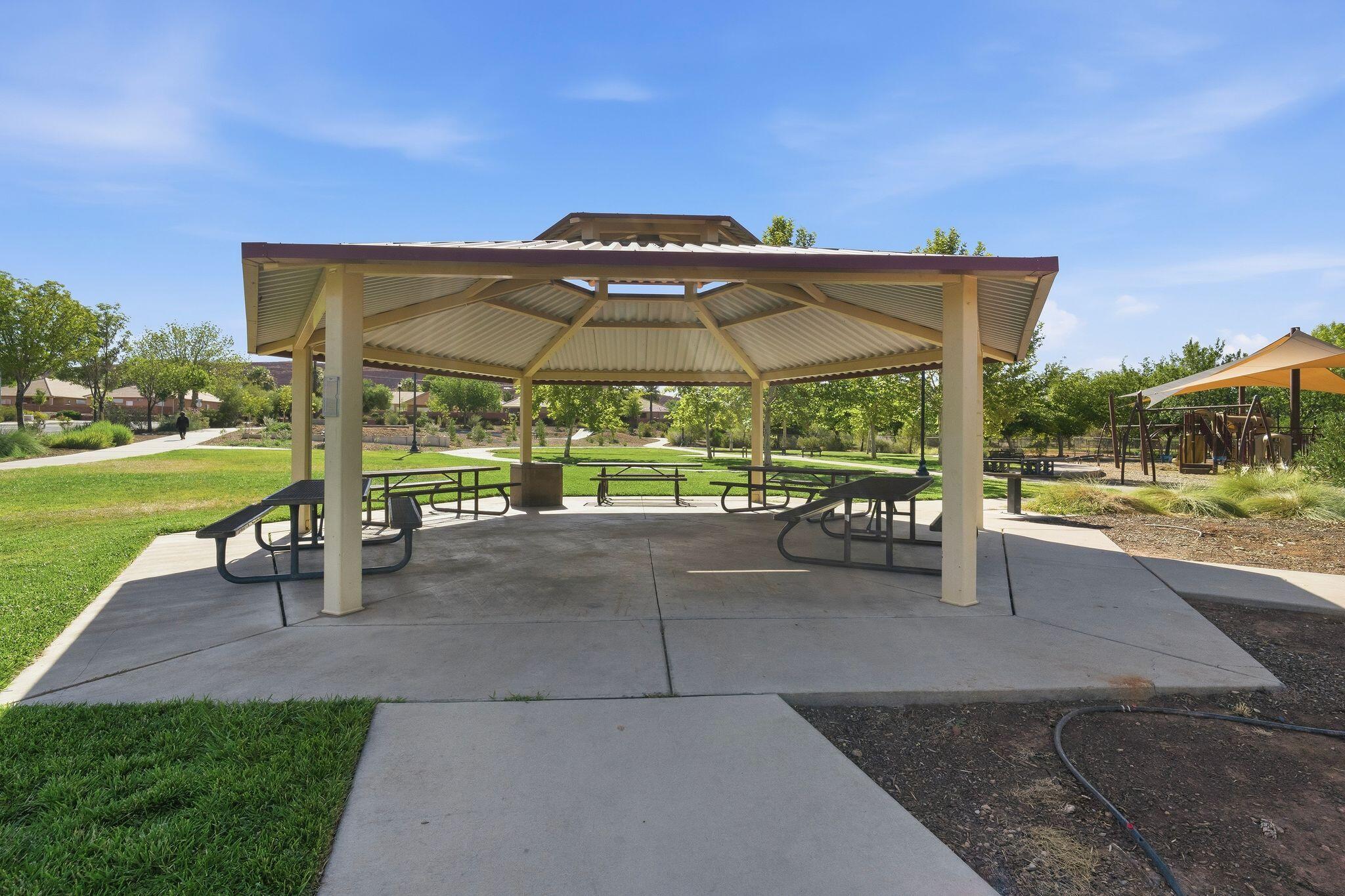 IRONWOOD - Residential