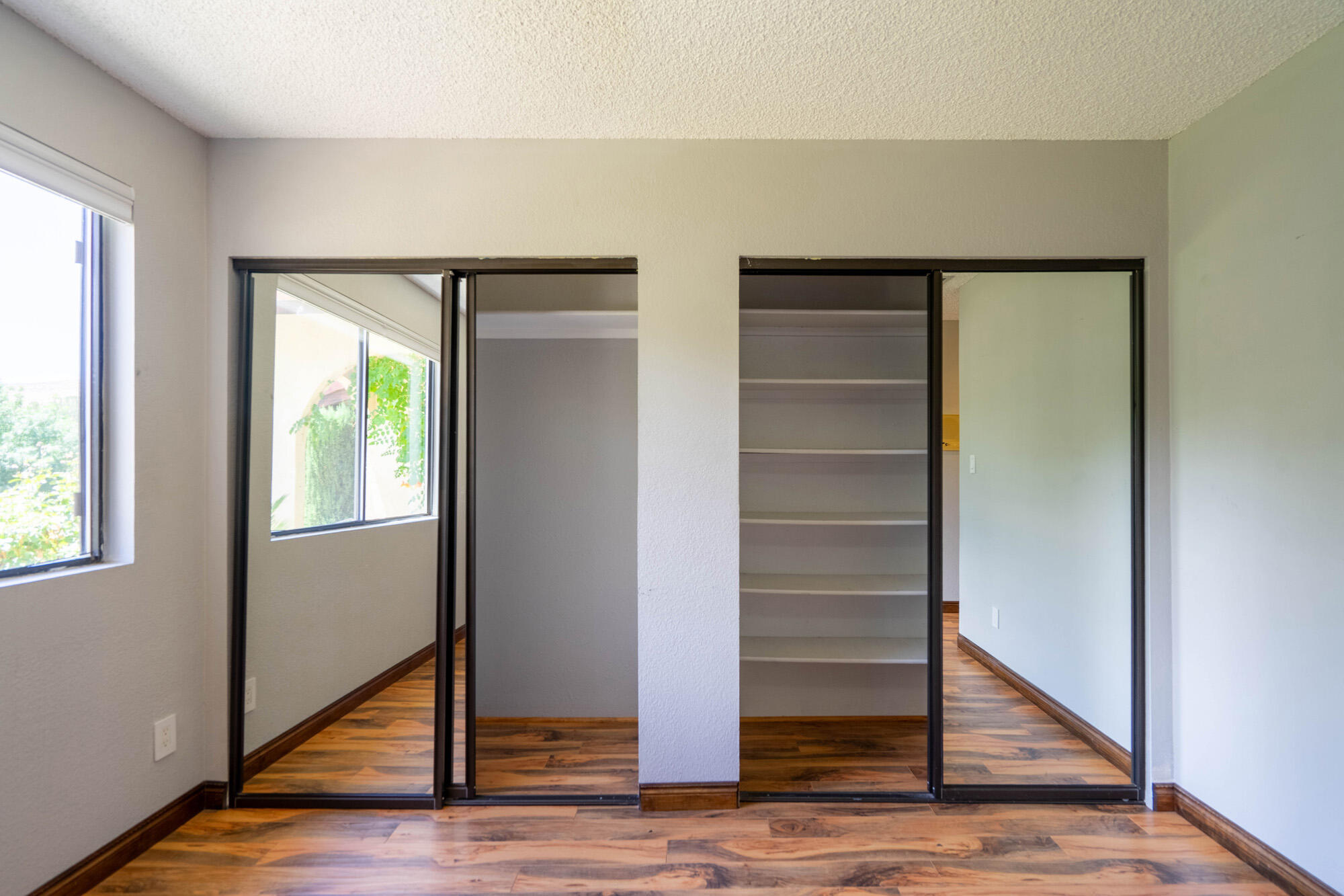 BLOOMINGTON HILLS - Residential