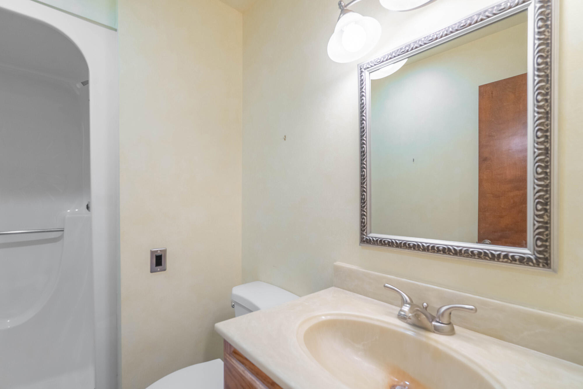 BLOOMINGTON HILLS - Residential