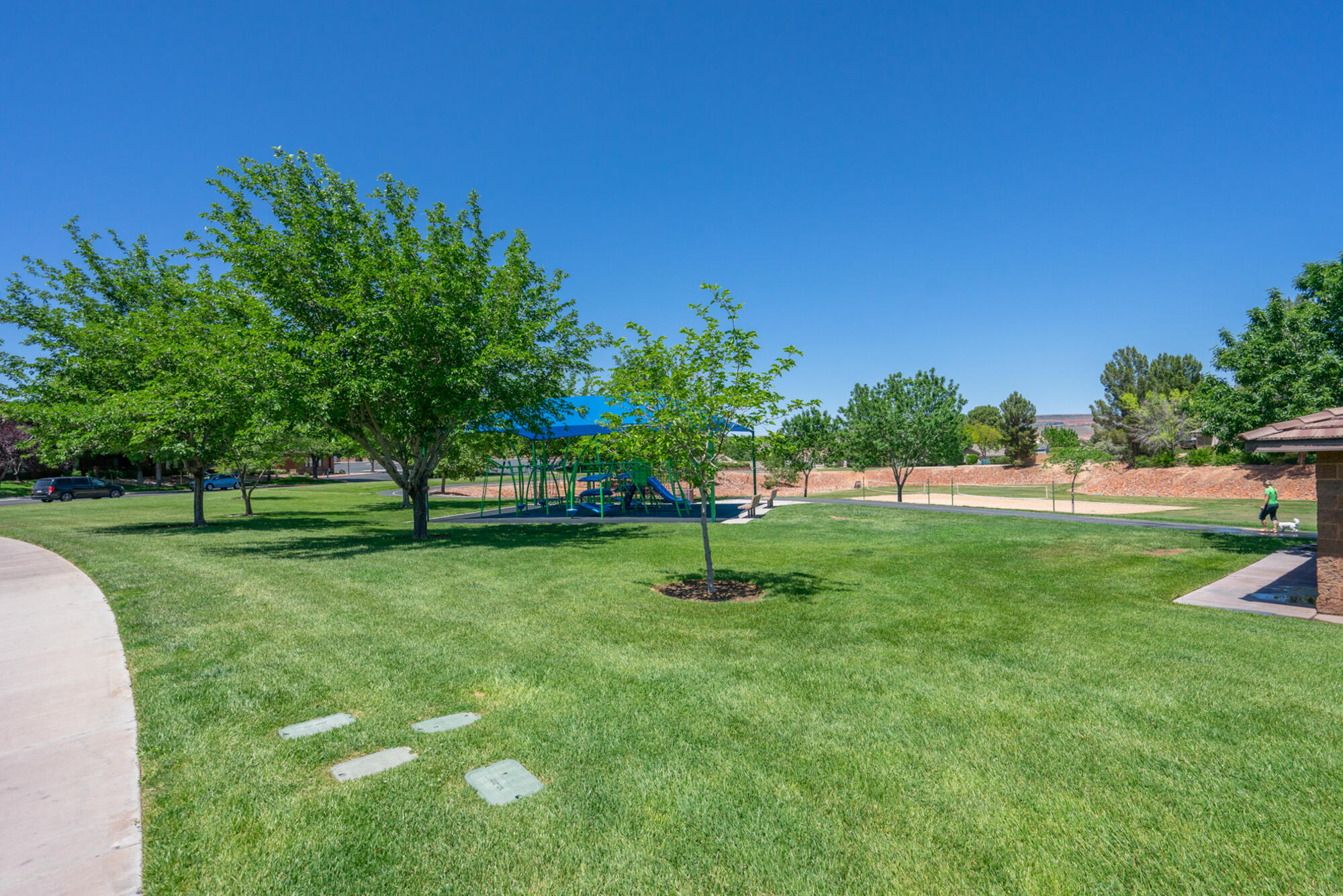 BLOOMINGTON HILLS - Residential