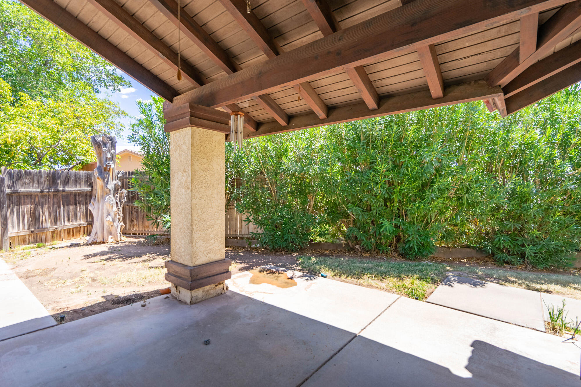 BLOOMINGTON HILLS - Residential