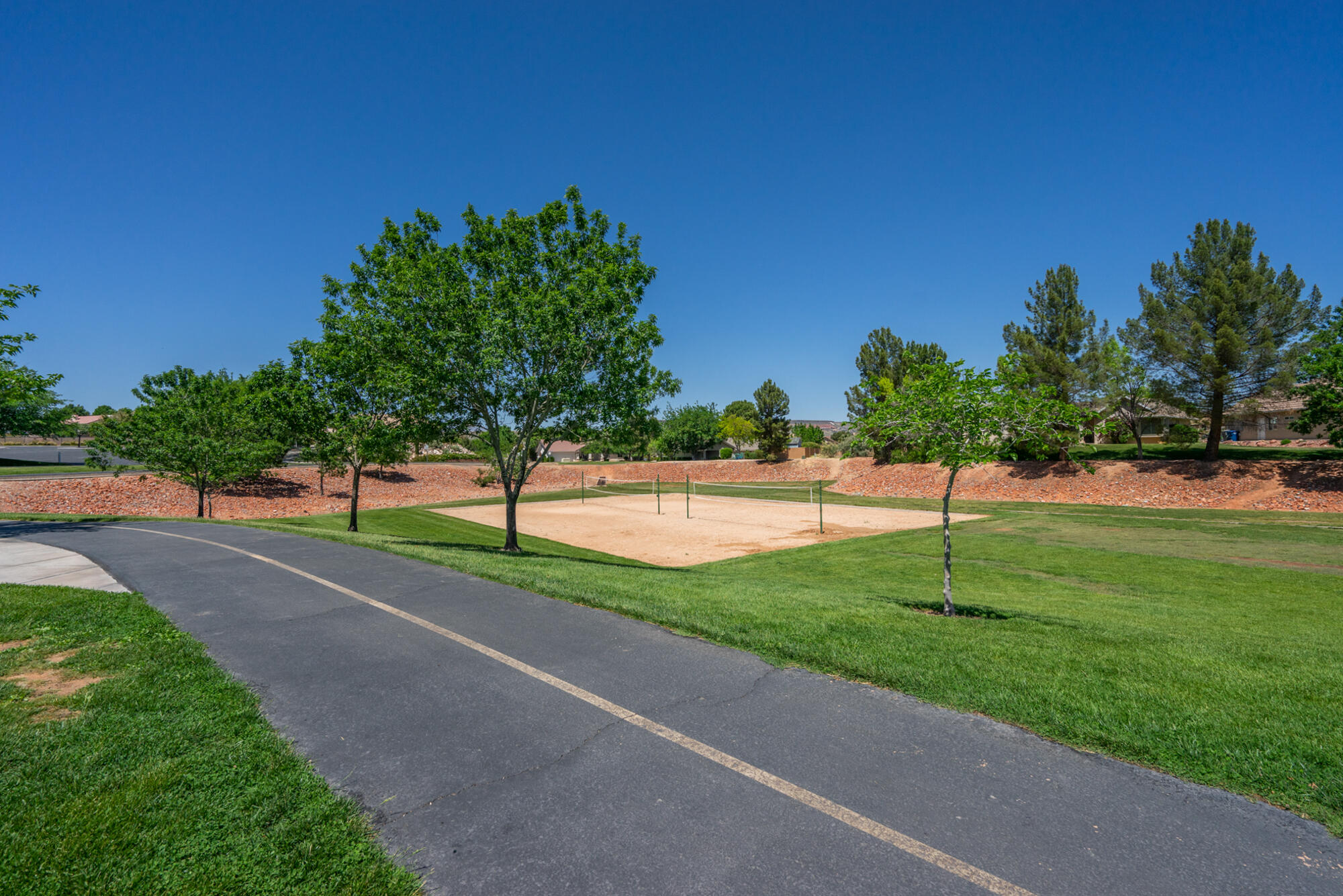BLOOMINGTON HILLS - Residential