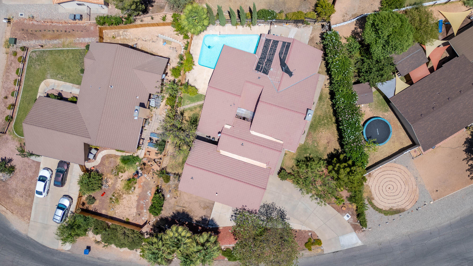 BLOOMINGTON HILLS - Residential
