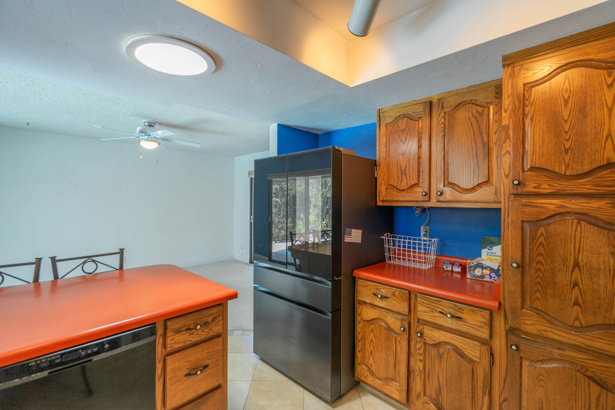 BLOOMINGTON HILLS - Residential