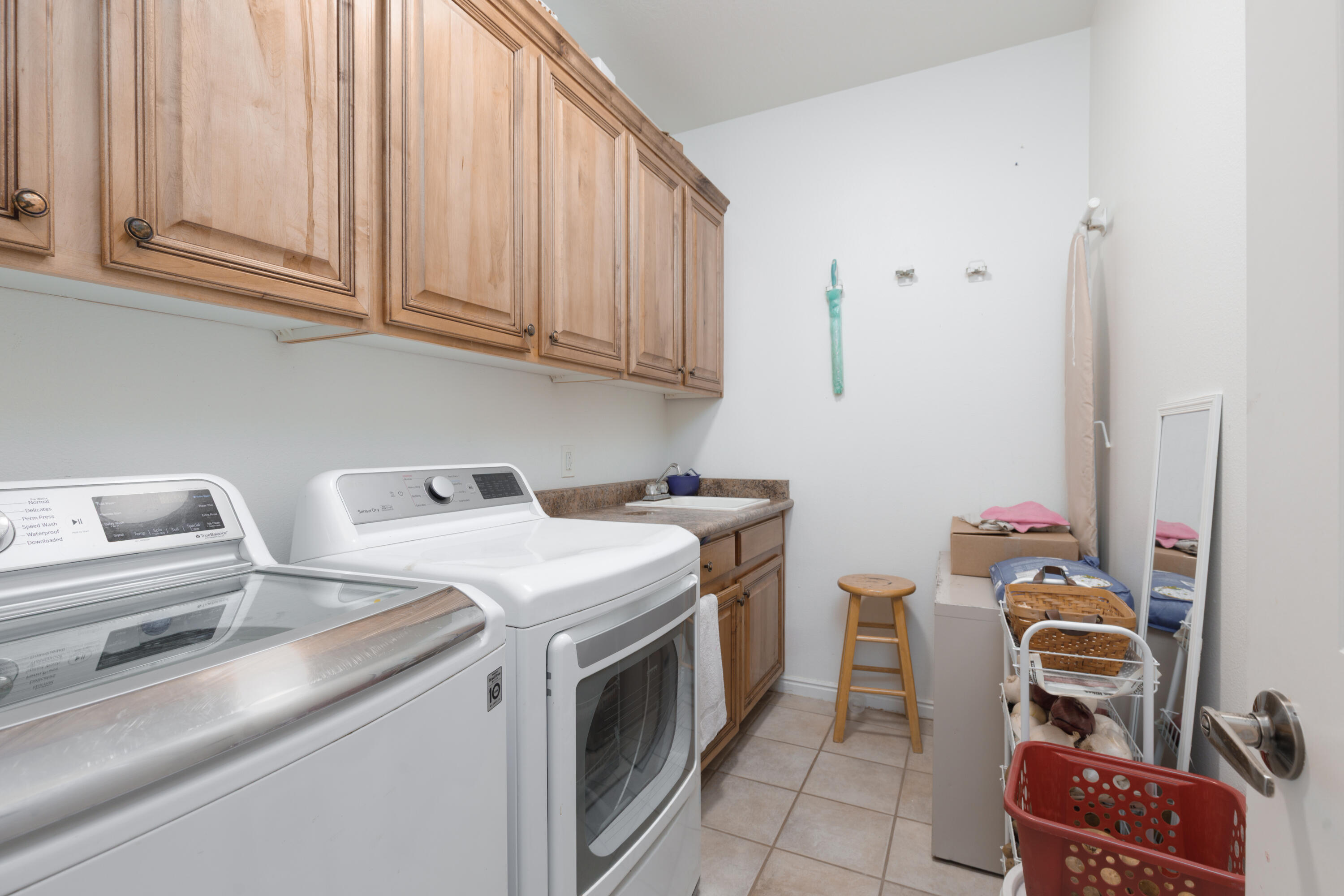 WEST TERRACE - Residential
