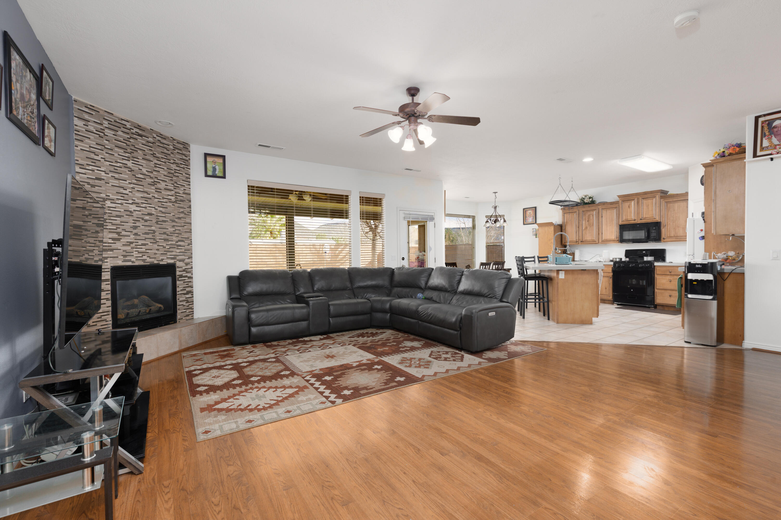 WEST TERRACE - Residential