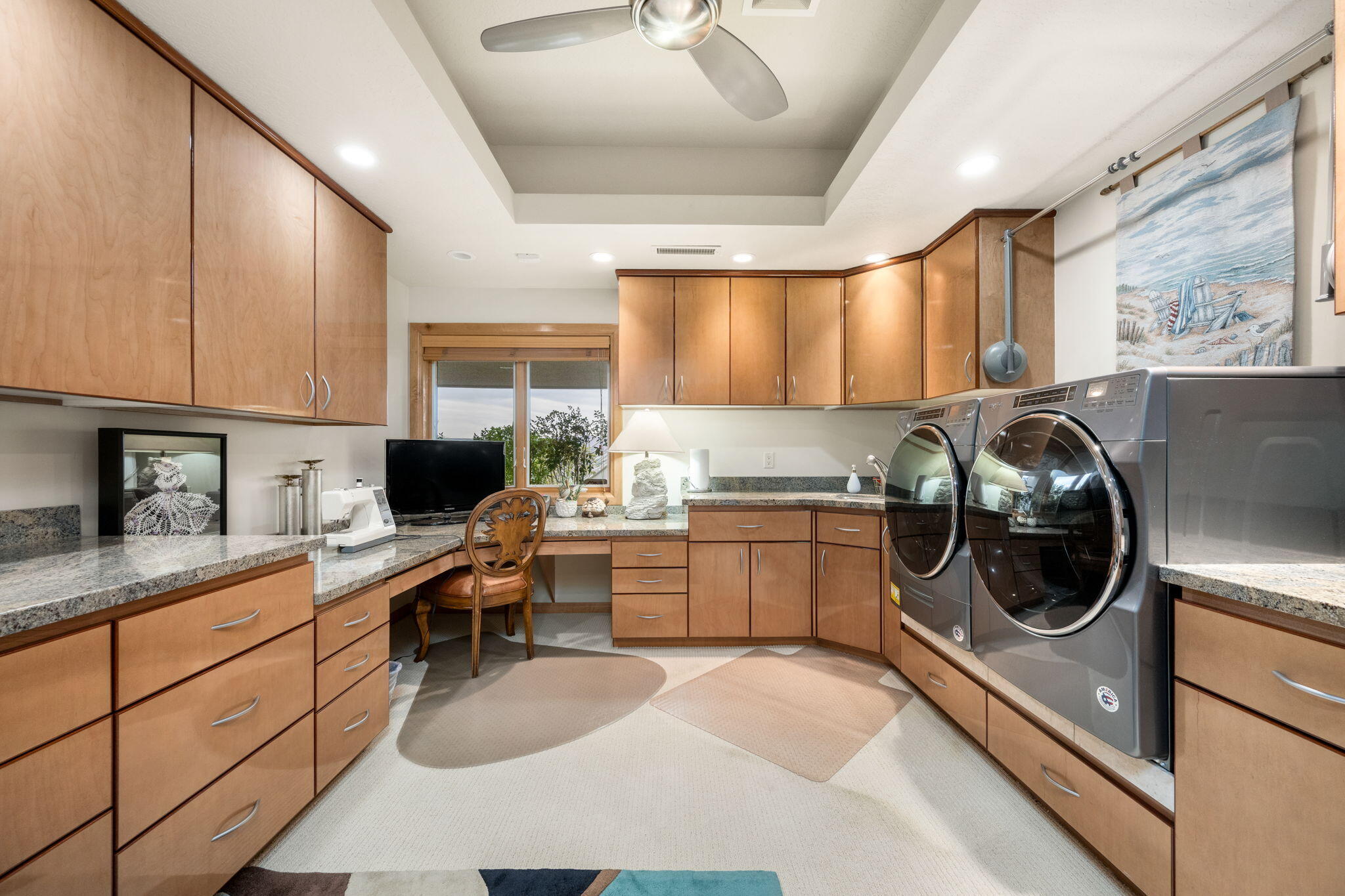 FALCON POINT - Residential