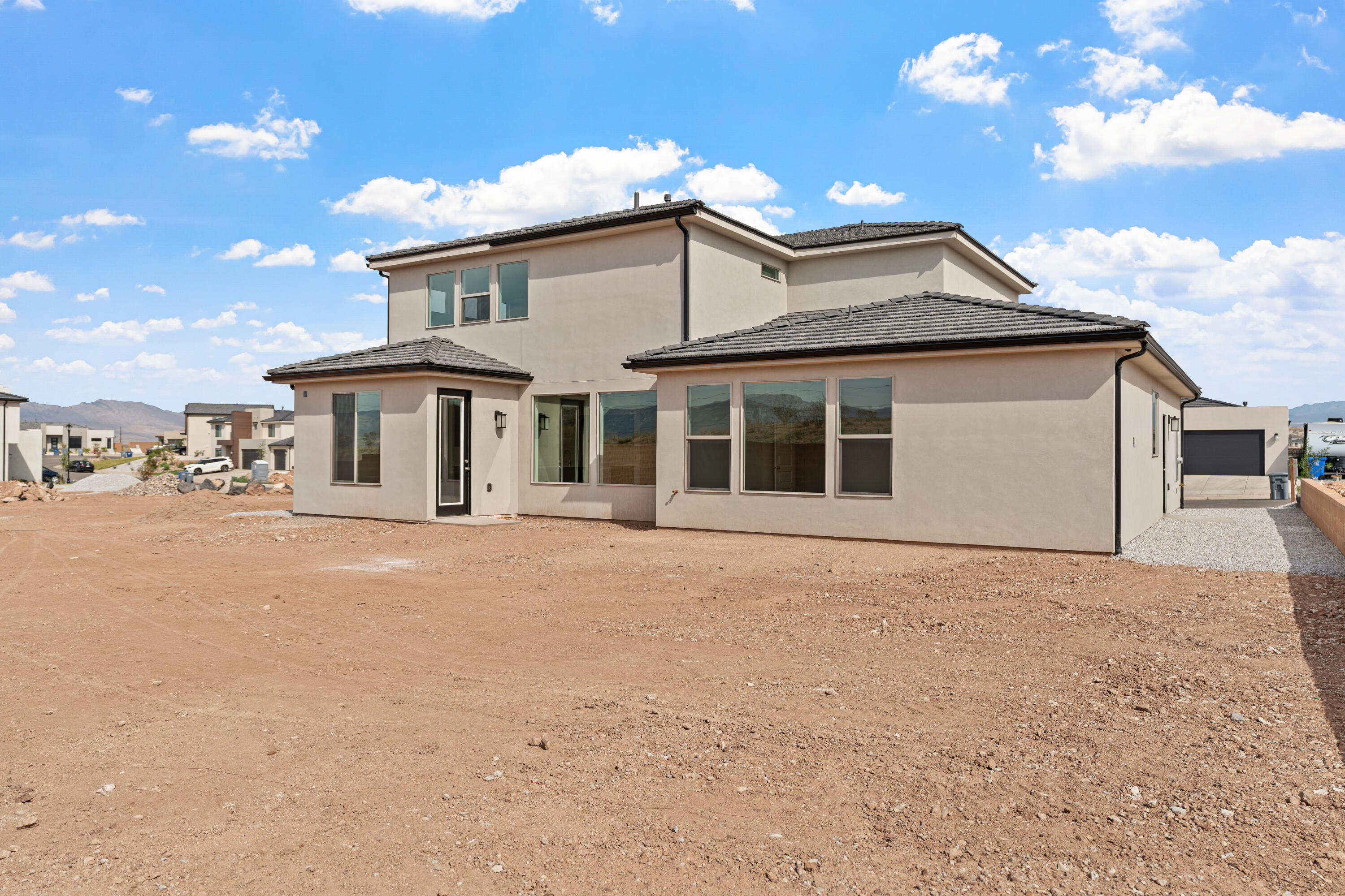 STRAWBERRY FIELDS ESTATES - Residential