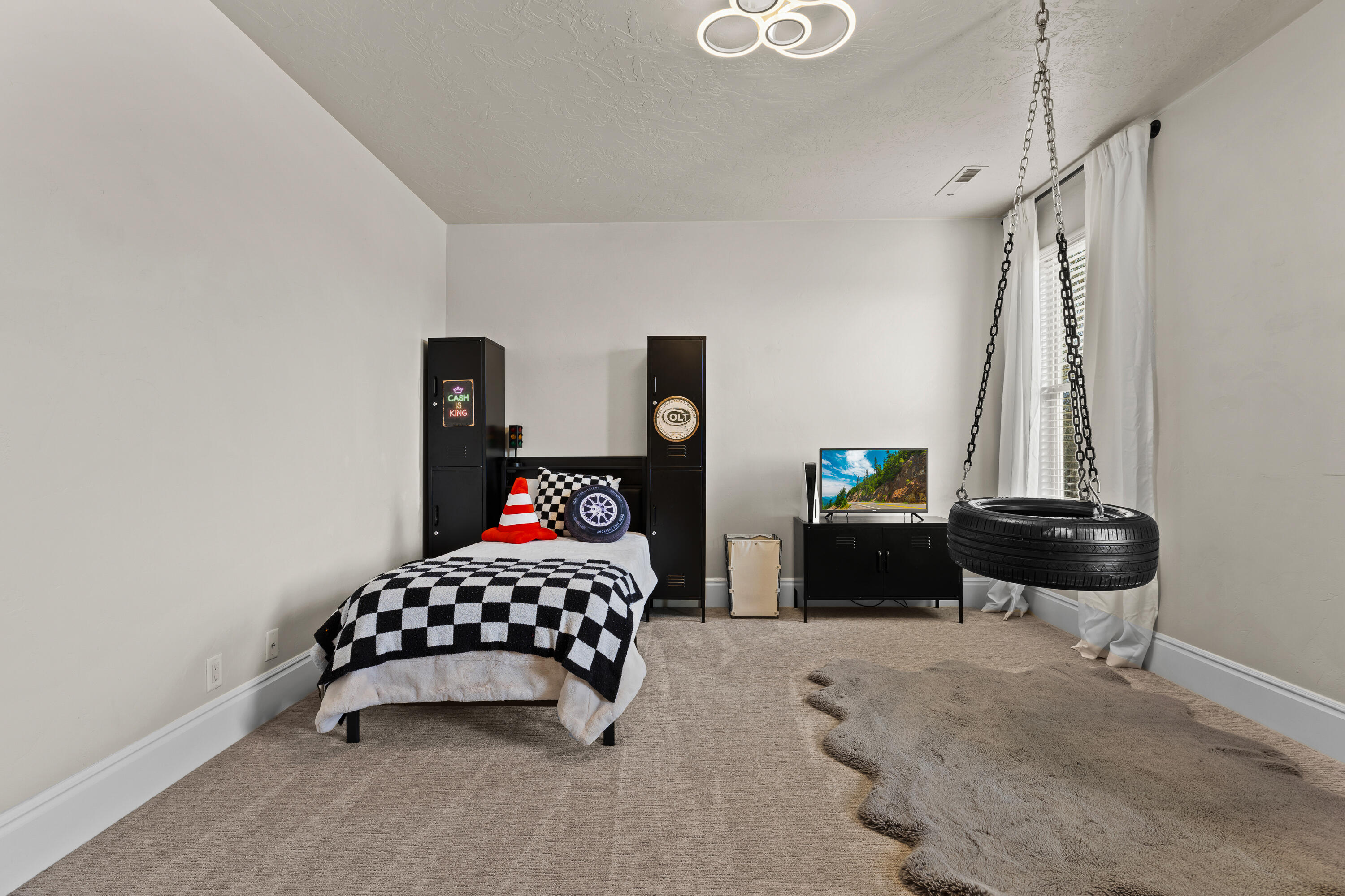 HERITAGE ESTATES - Residential