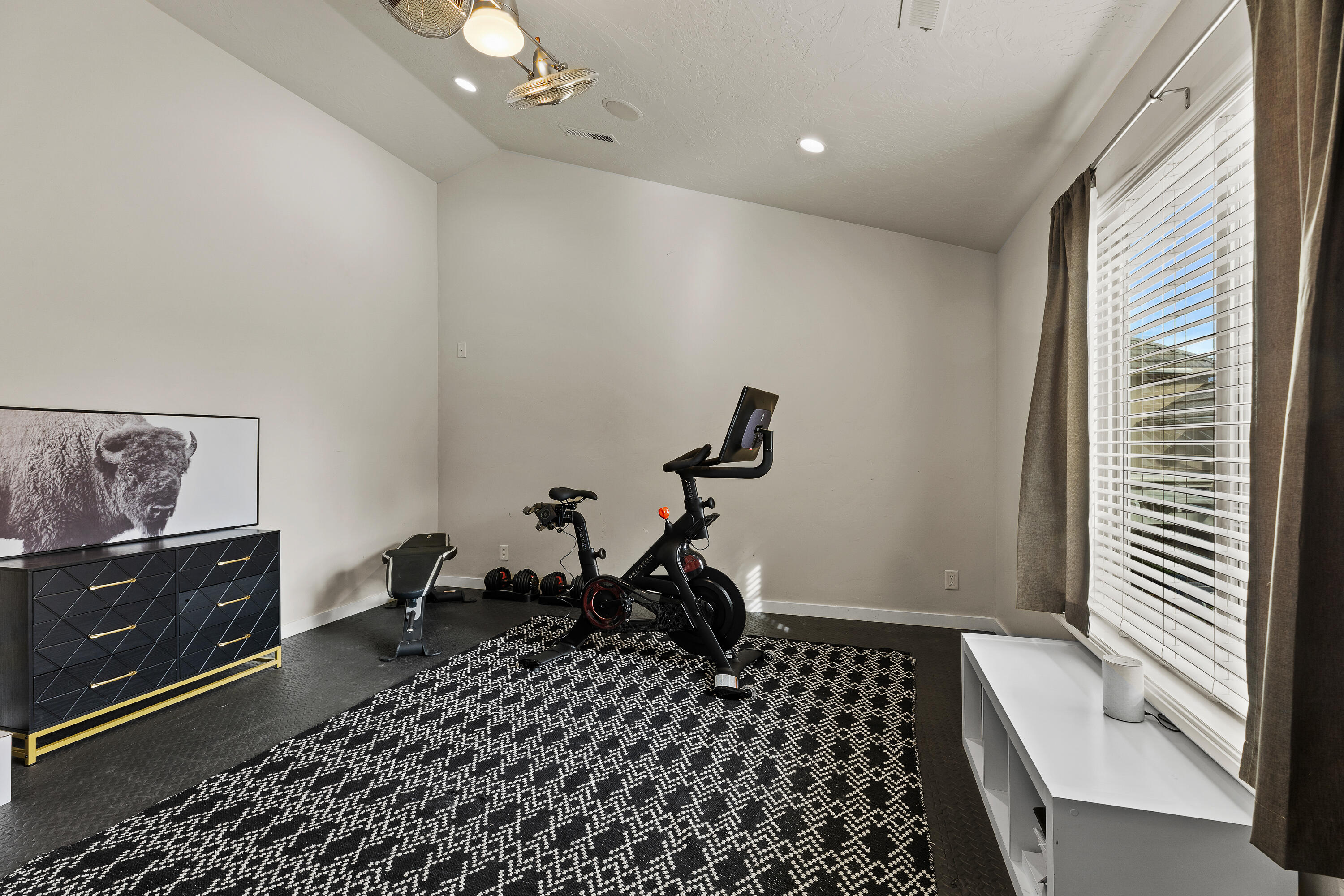 HERITAGE ESTATES - Residential