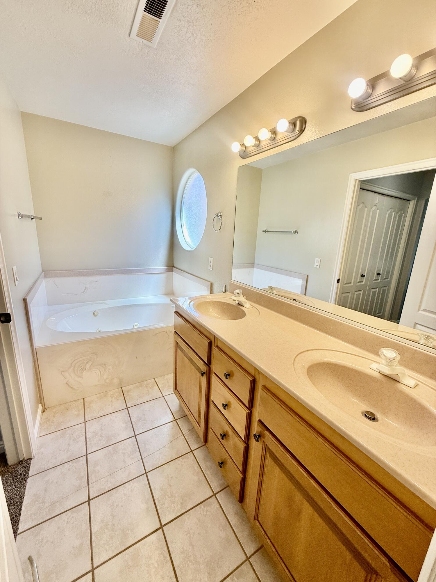 MIRAGE ESTATES - Residential