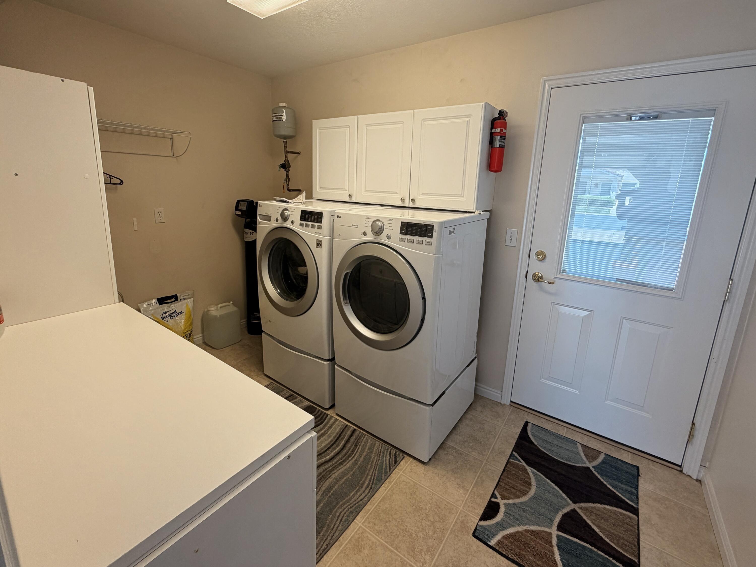 CANYON COVE LEISURE HOME COMMUNITY - Residential