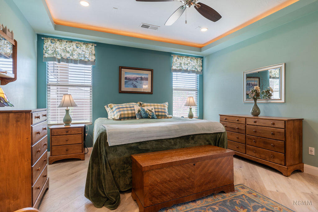 ROADRUNNER RIDGE - Residential