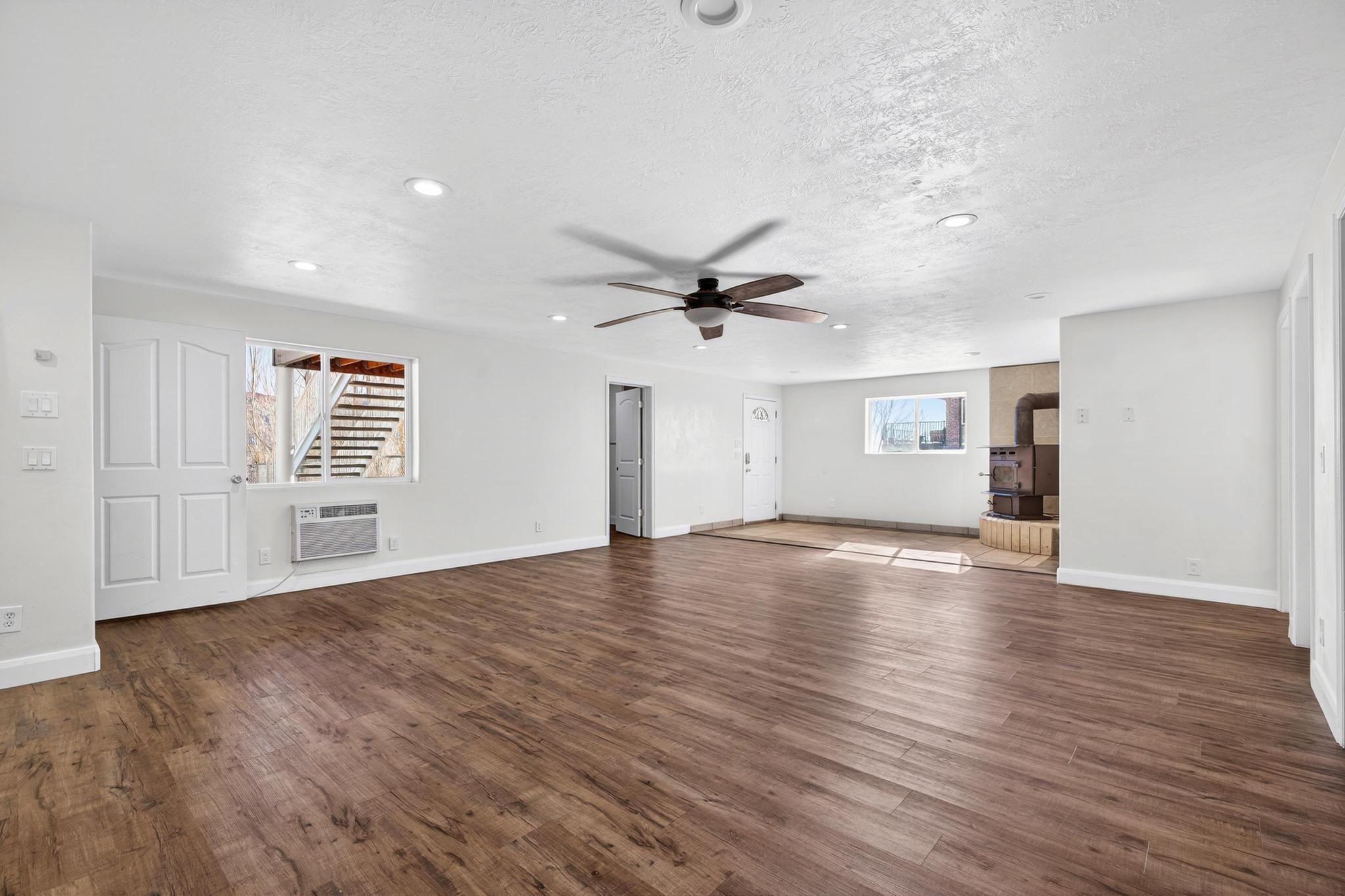 SHORT CREEK - Residential