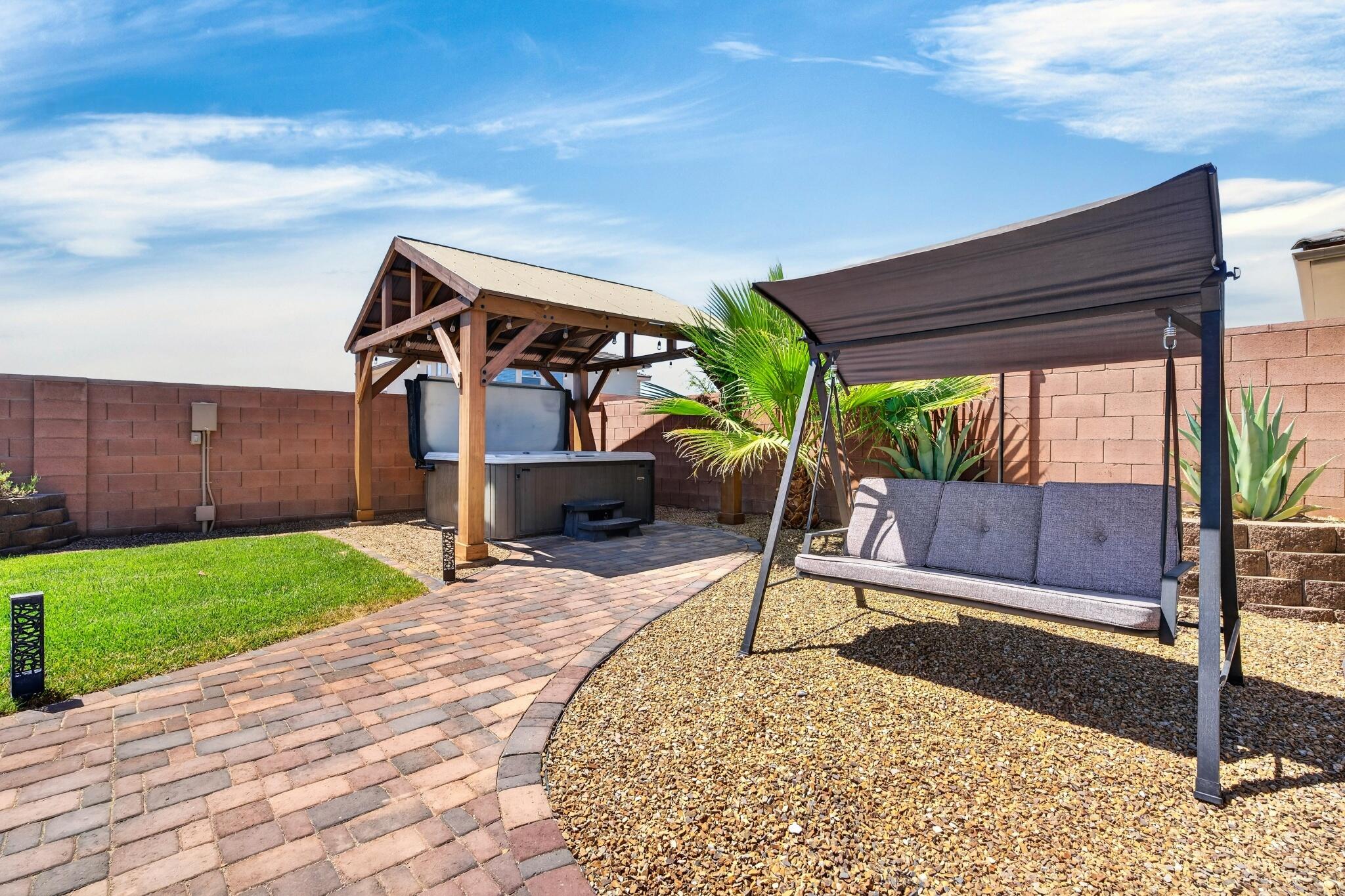 SAGE CANYON - Residential