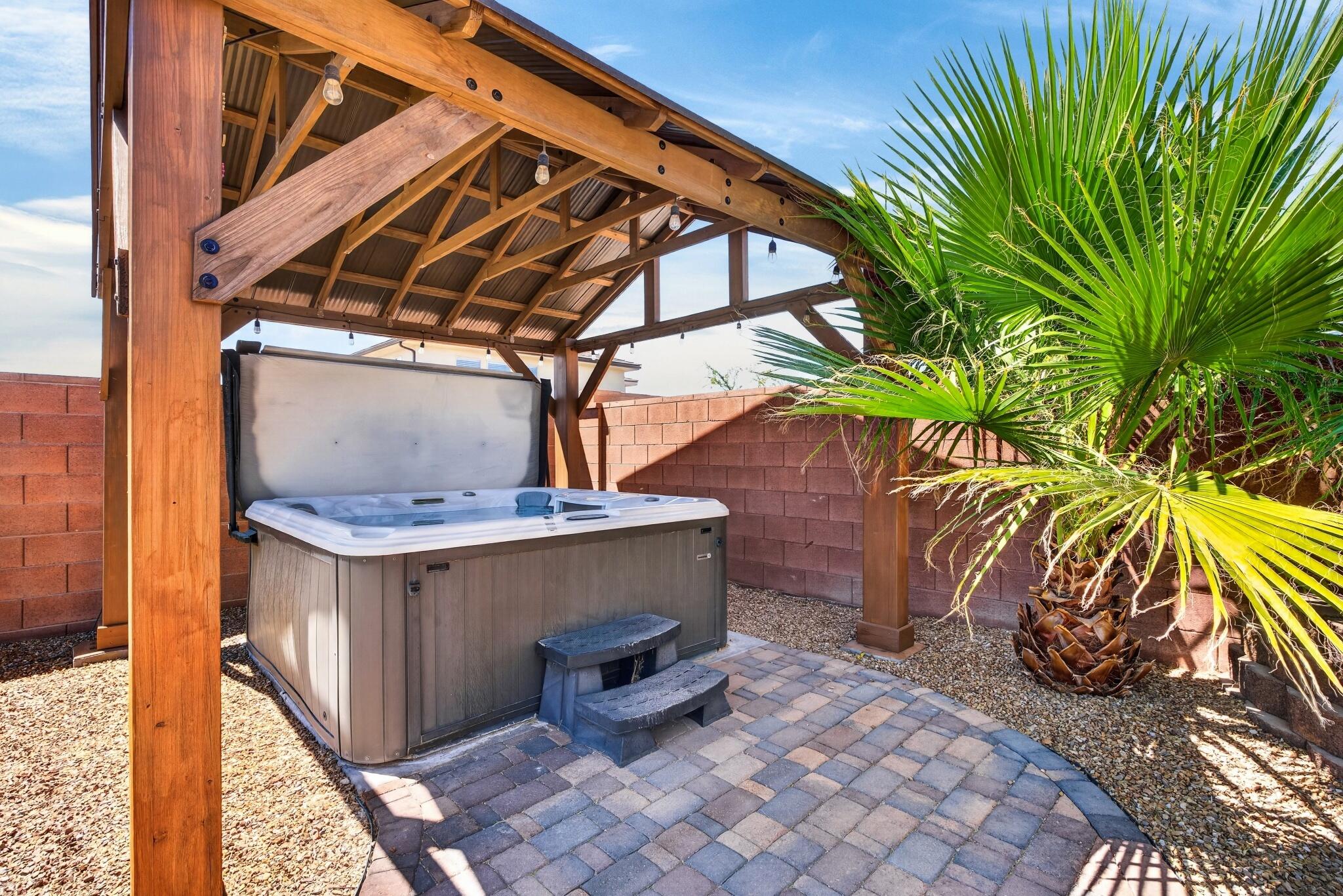 SAGE CANYON - Residential