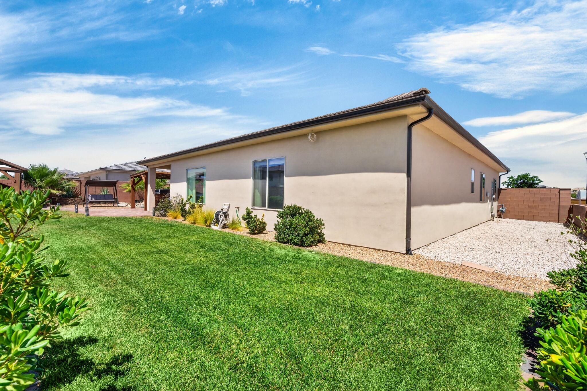 SAGE CANYON - Residential