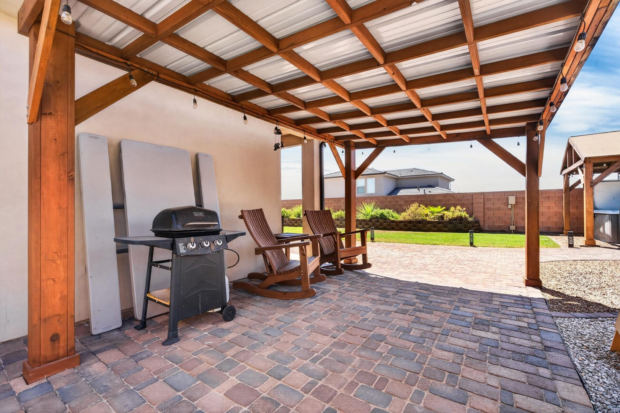 SAGE CANYON - Residential