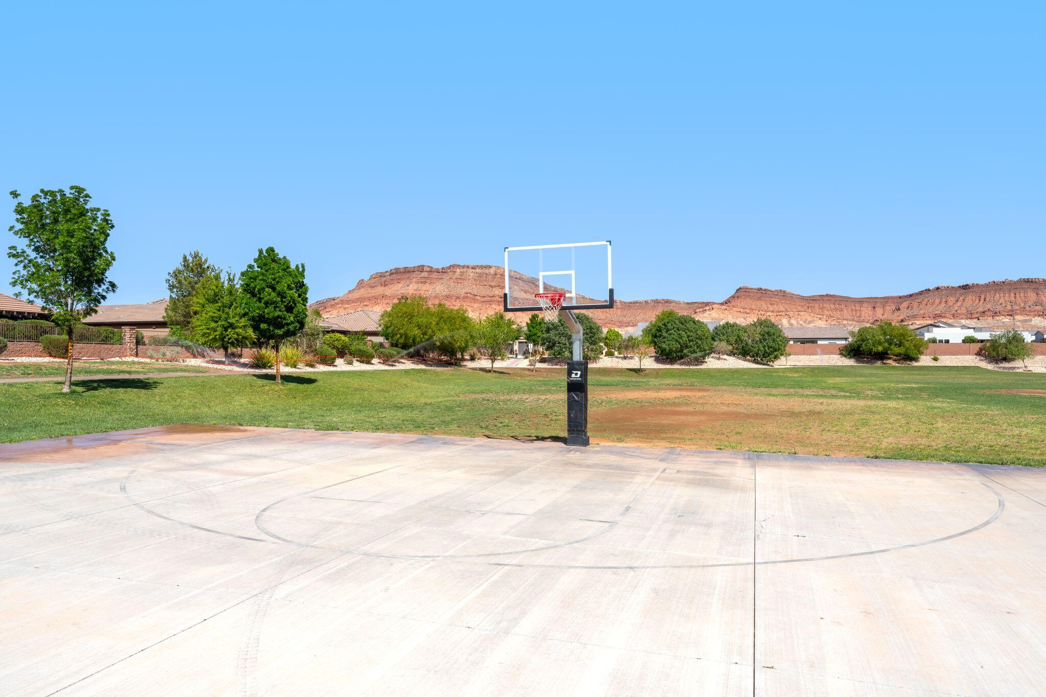 MEADOWS AT STUCKI FARMS - Residential
