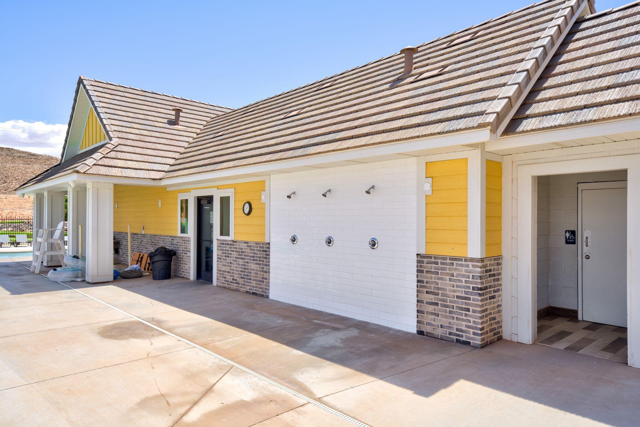 MEADOWS AT STUCKI FARMS - Residential