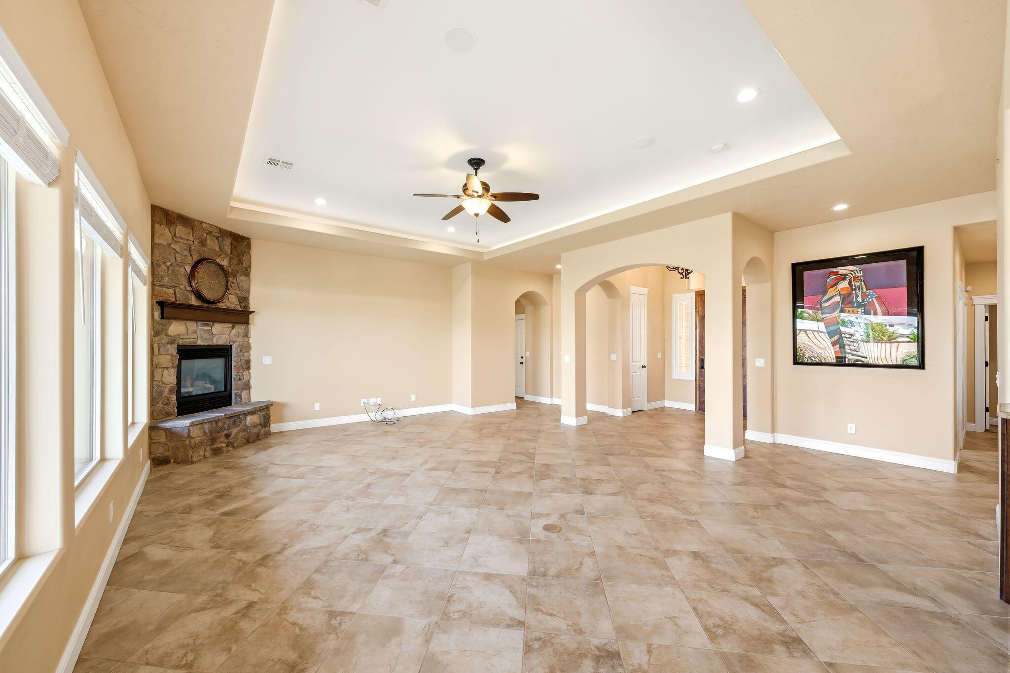 MEADOWS AT STUCKI FARMS - Residential