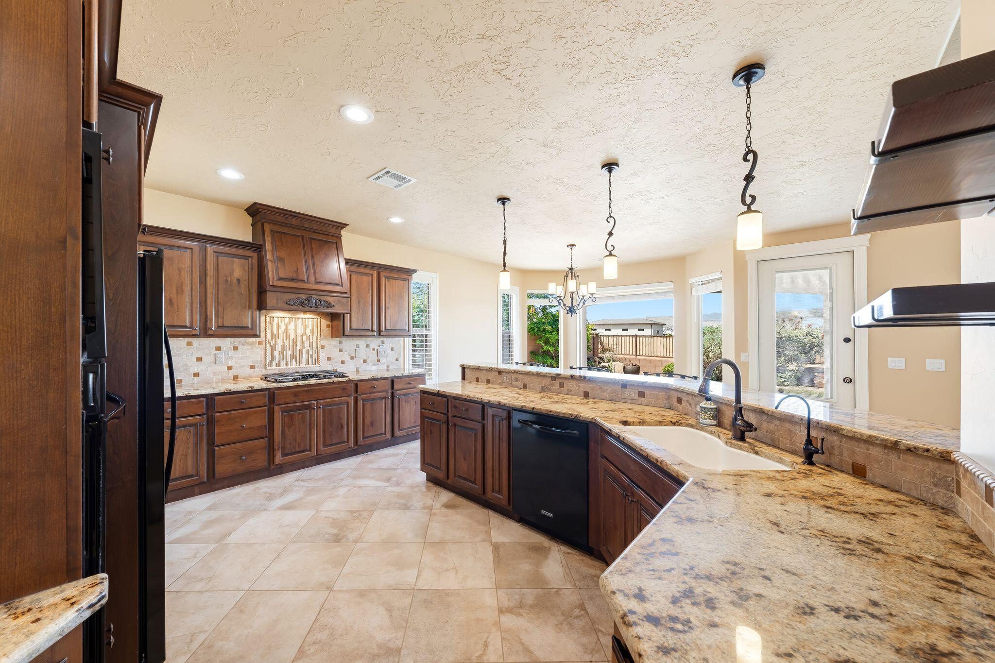MEADOWS AT STUCKI FARMS - Residential