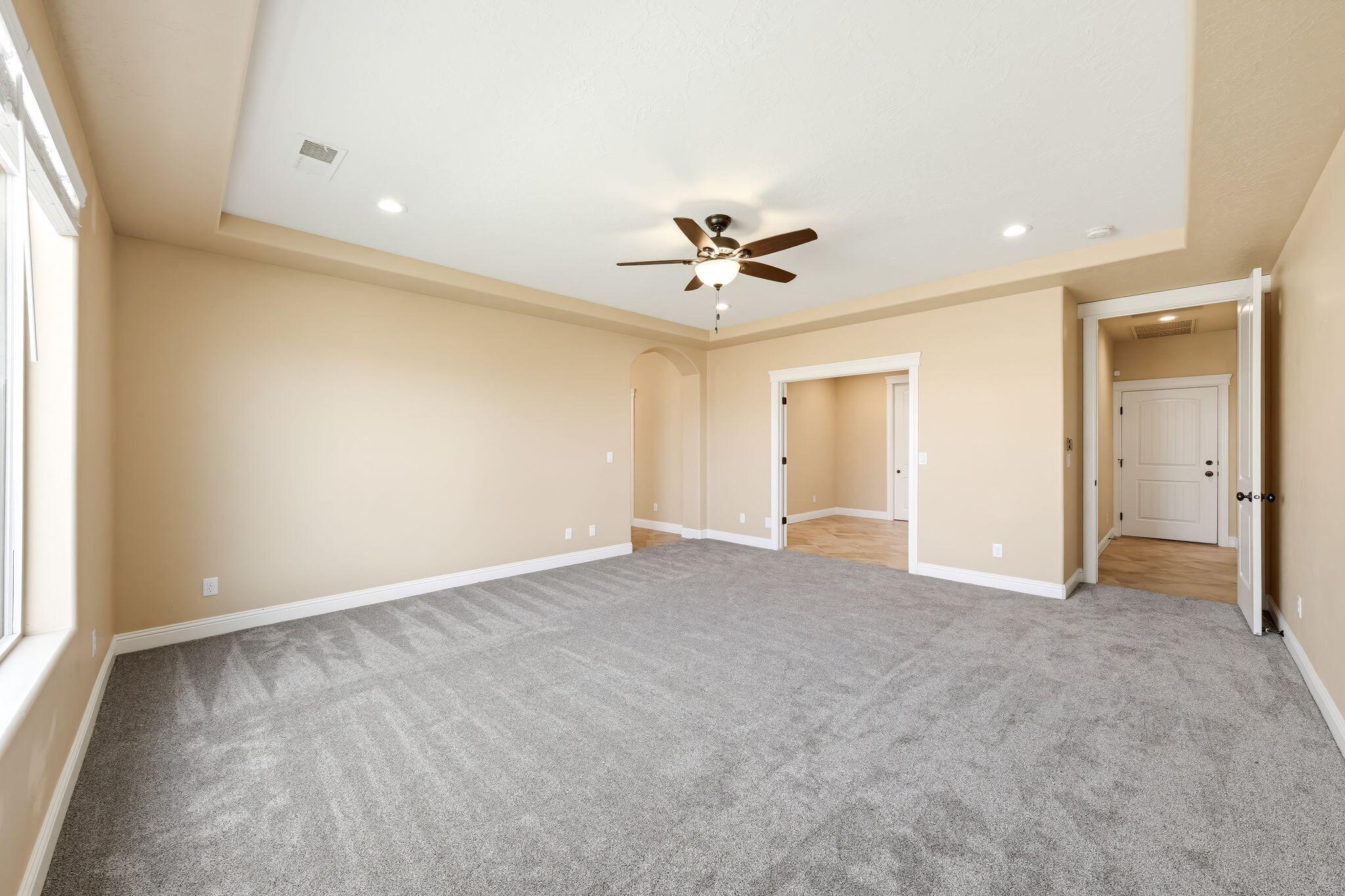 MEADOWS AT STUCKI FARMS - Residential