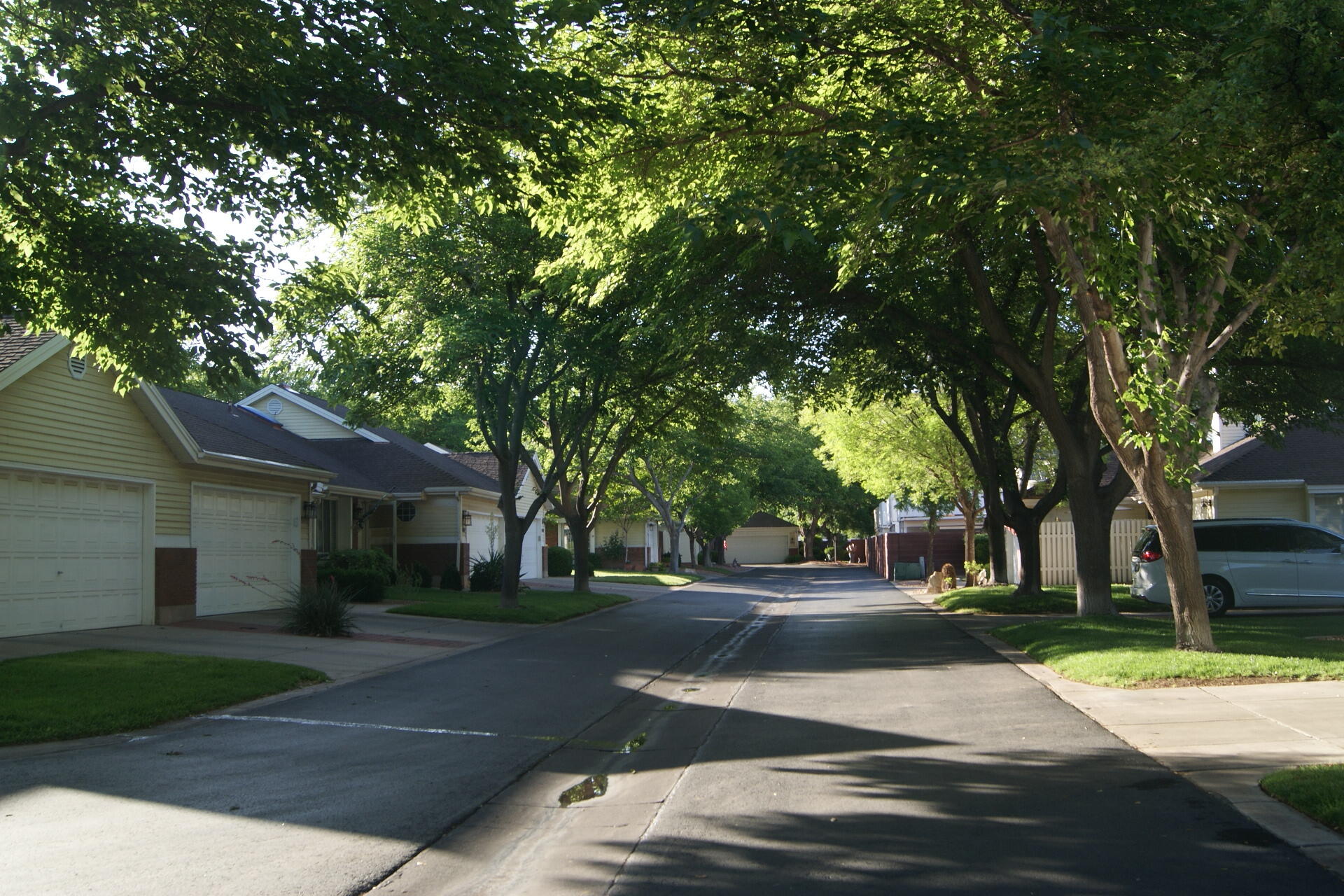 RED CANYON TOWNHOMES - Residential