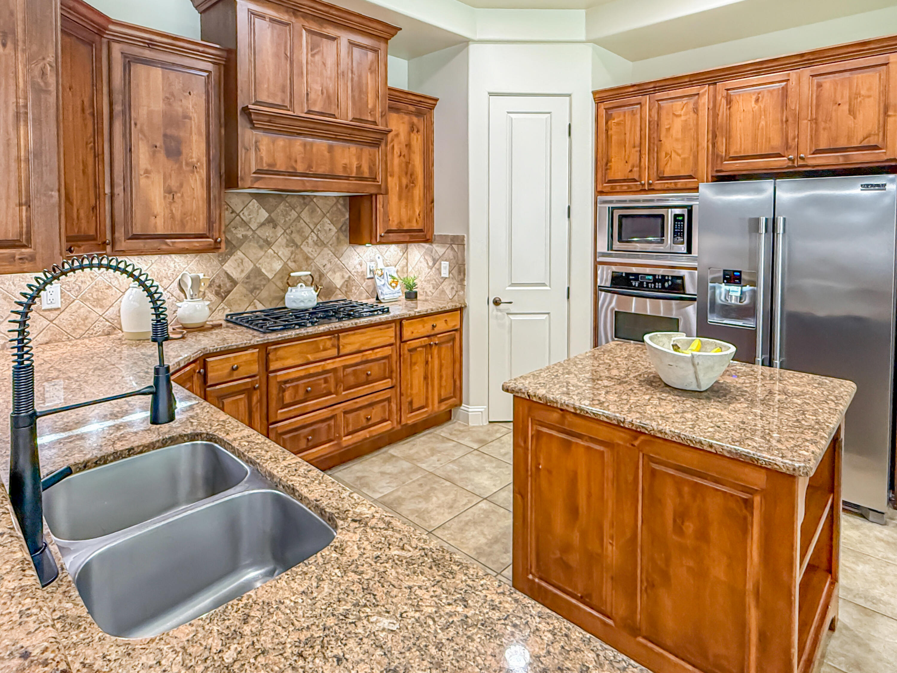 BOULDER SPRINGS VILLAS - Residential
