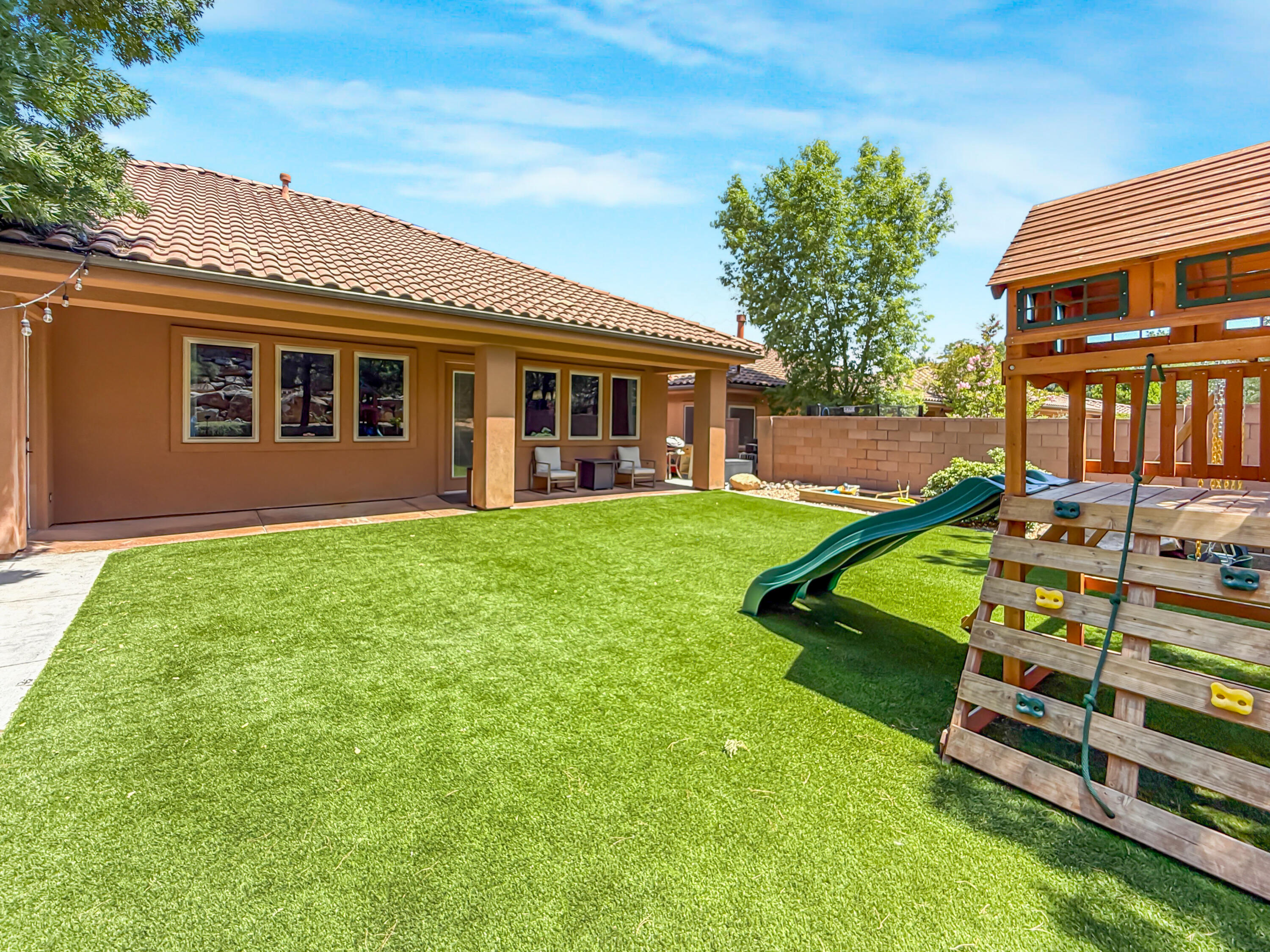 BOULDER SPRINGS VILLAS - Residential
