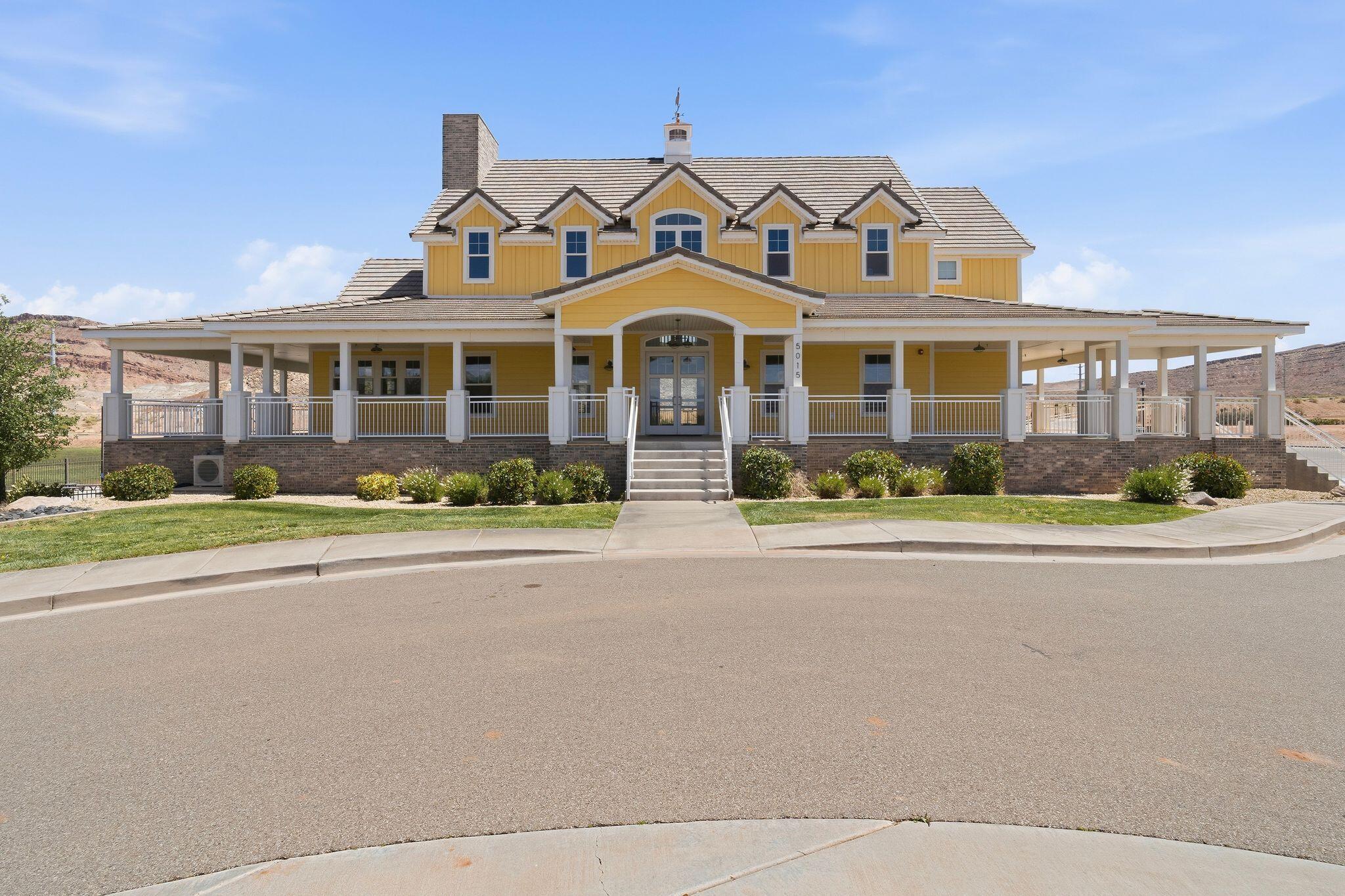 HOMESTEADS AT STUCKI FARMS - Residential