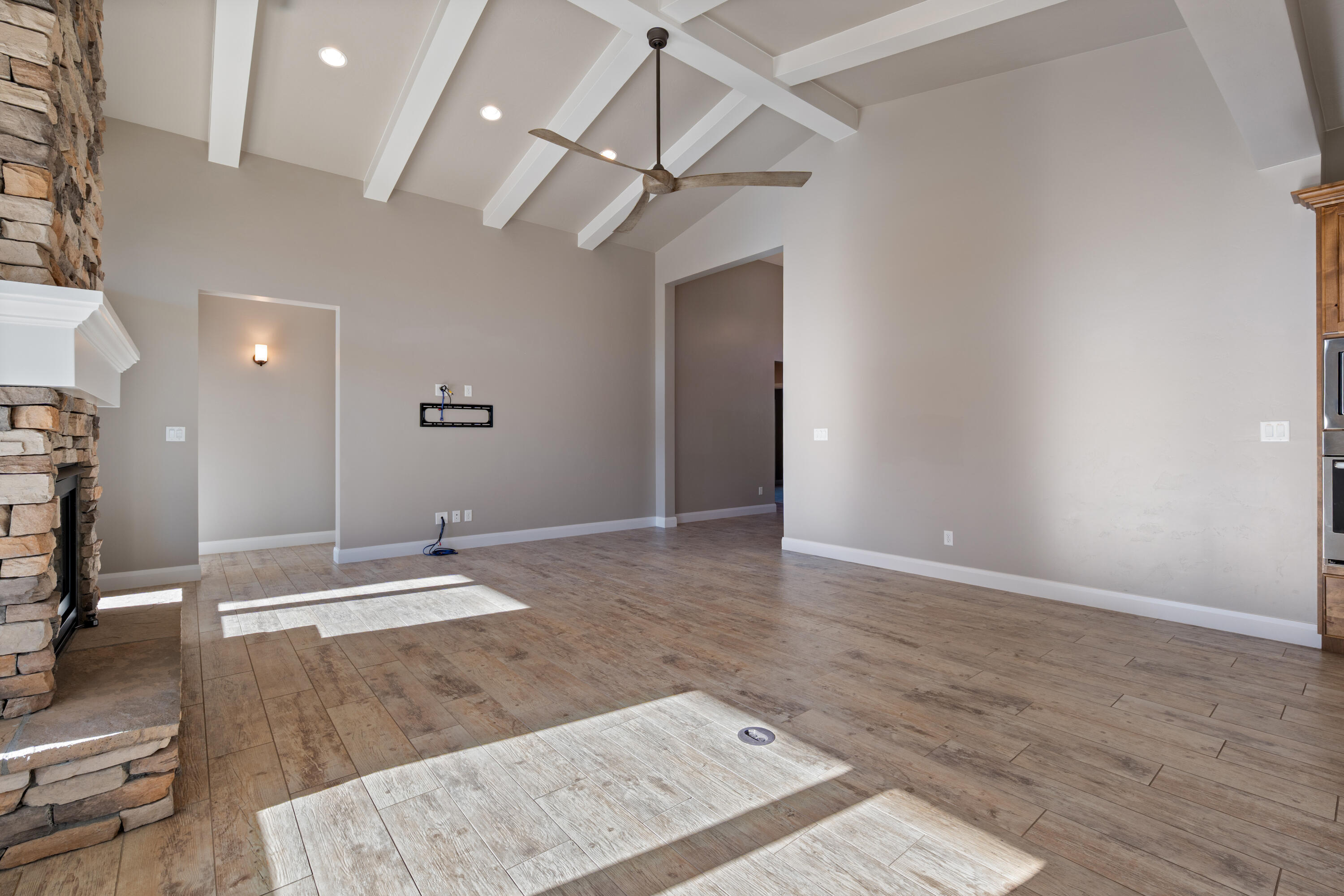 HOMESTEADS AT STUCKI FARMS - Residential