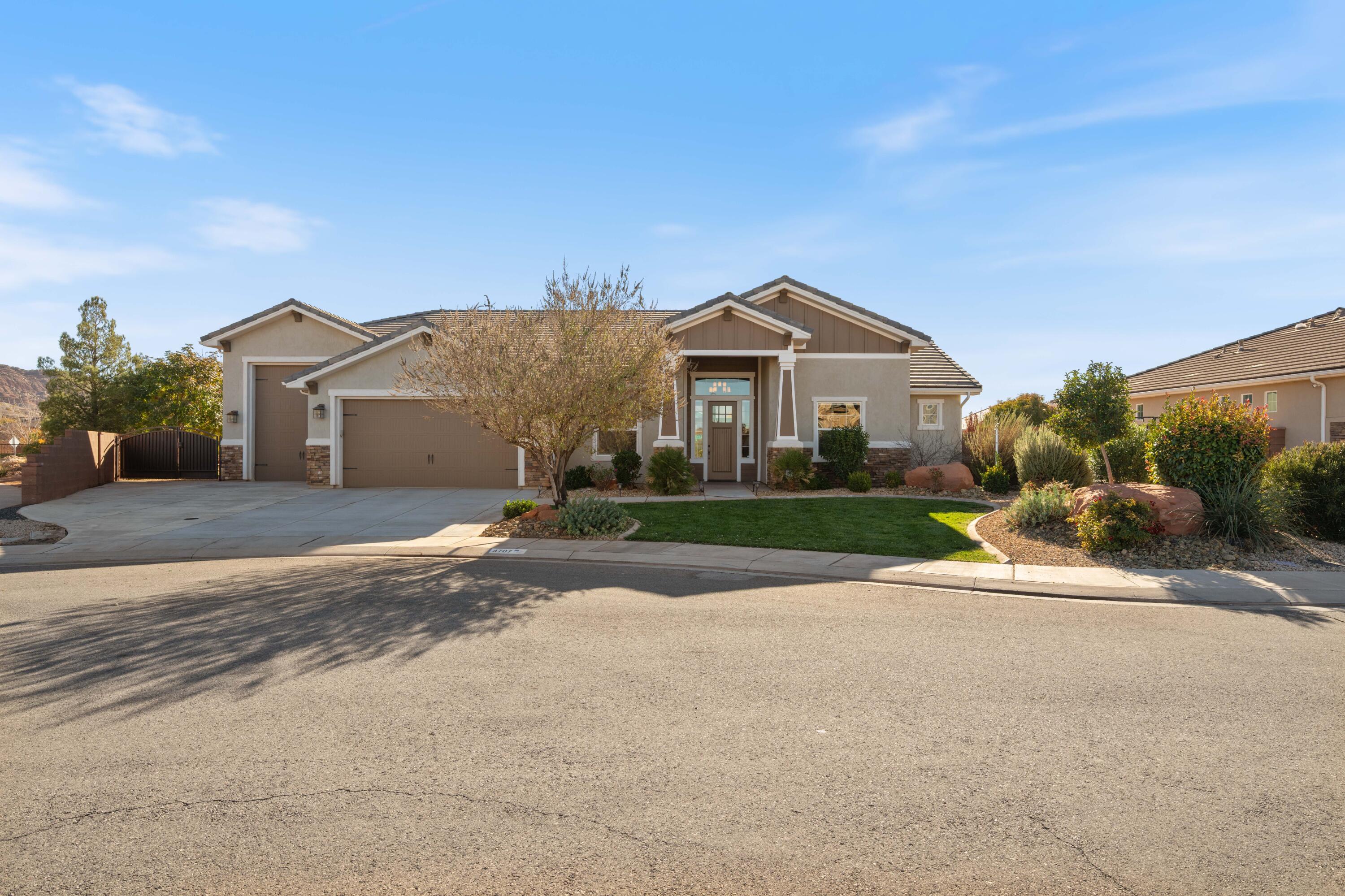 HOMESTEADS AT STUCKI FARMS - Residential