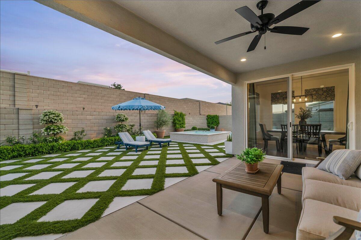 DESERT COLOR SAGE HAVEN - Residential