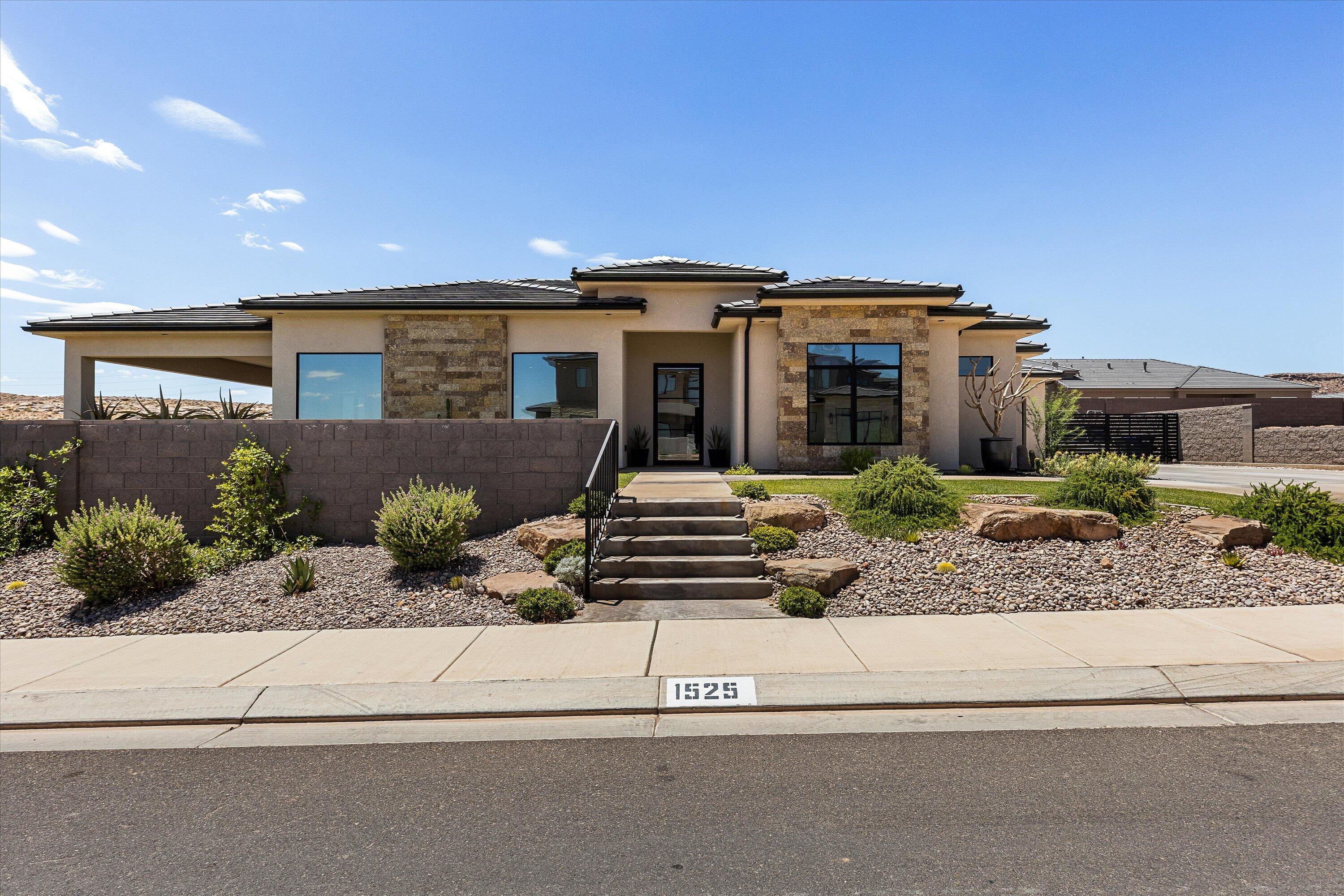 TONAQUINT COVE - Residential