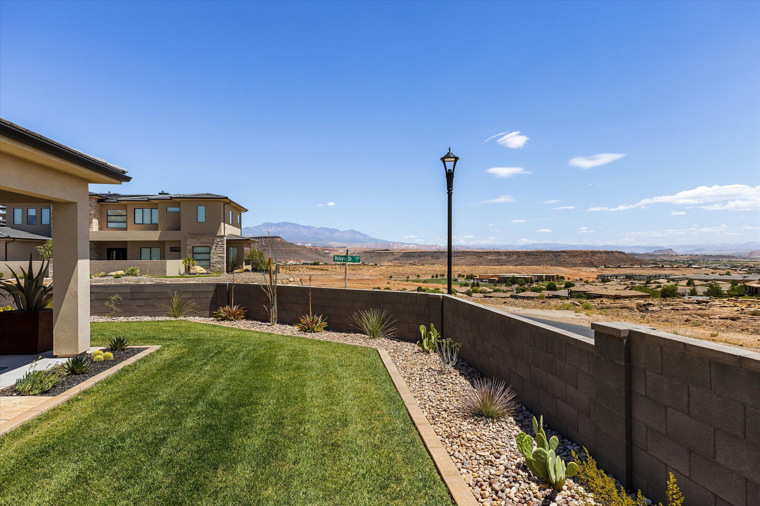TONAQUINT COVE - Residential