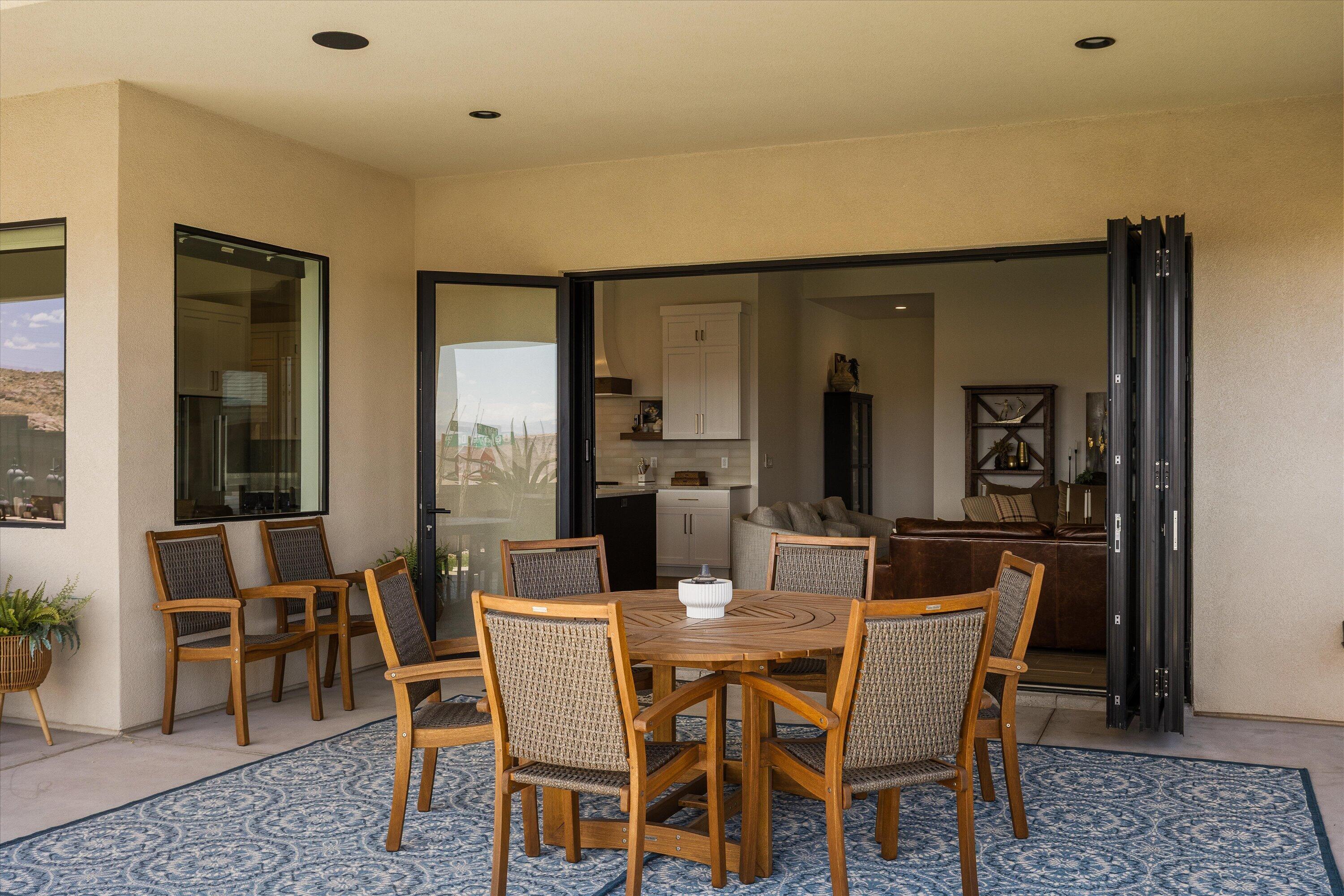 TONAQUINT COVE - Residential