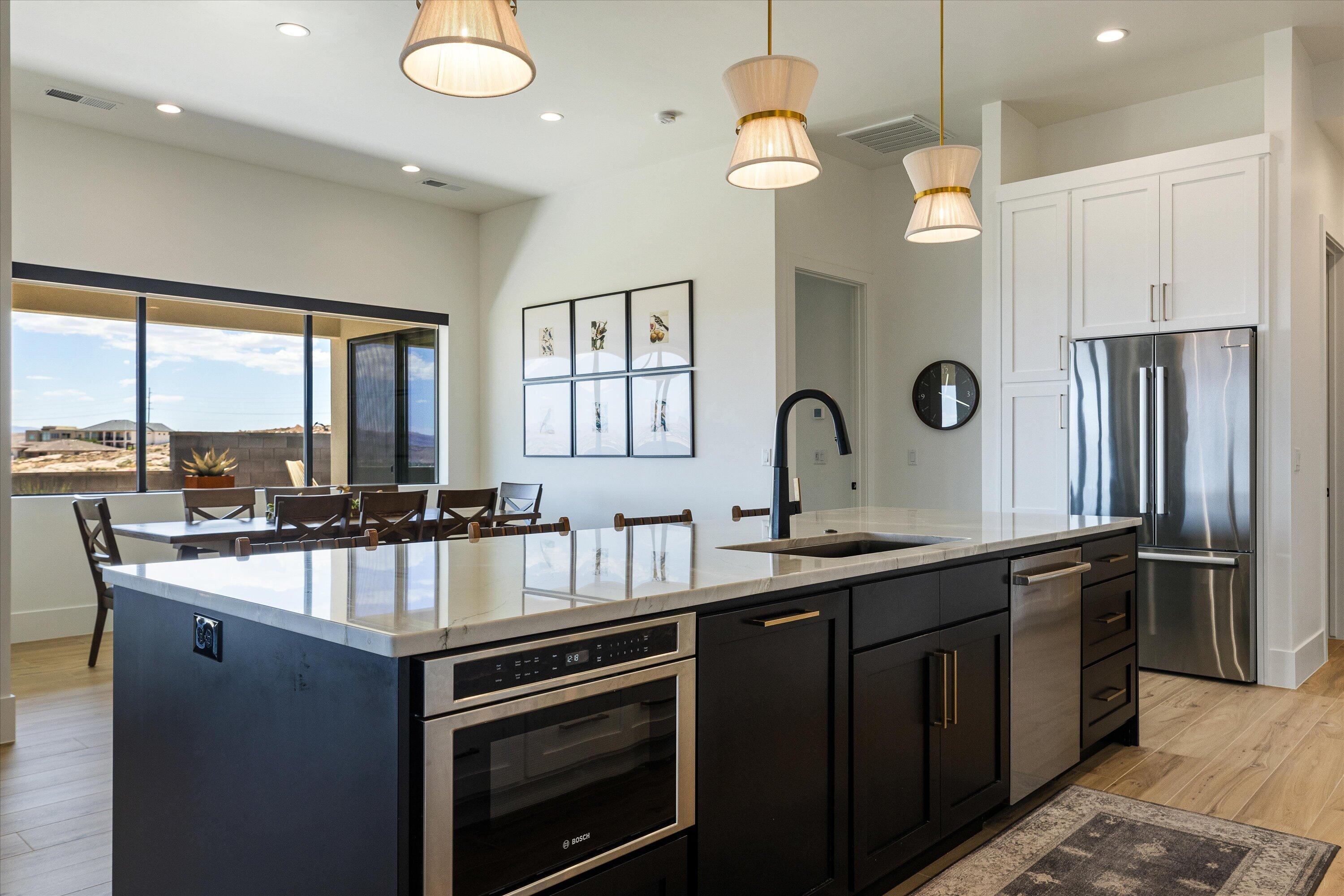 TONAQUINT COVE - Residential