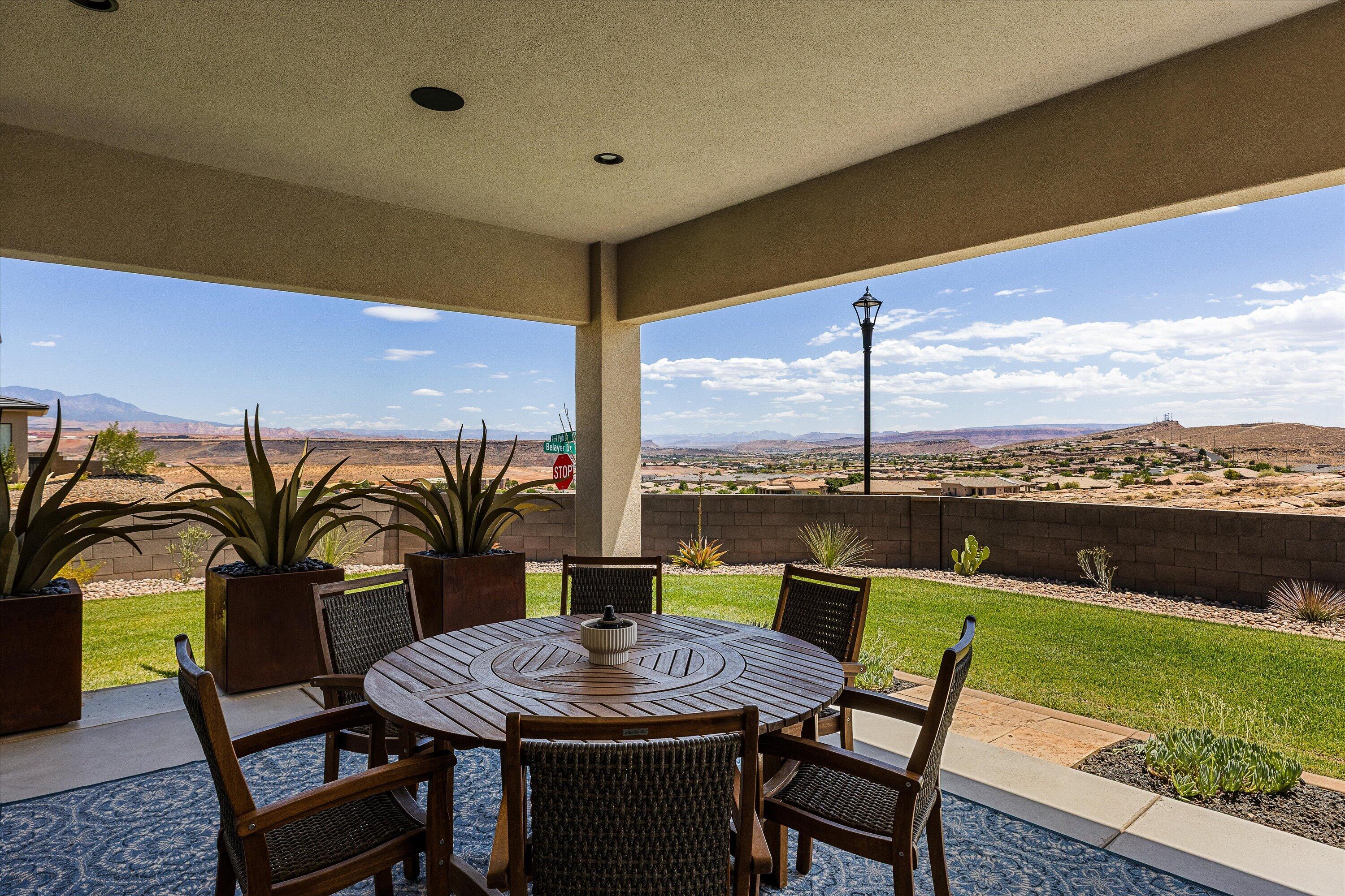 TONAQUINT COVE - Residential