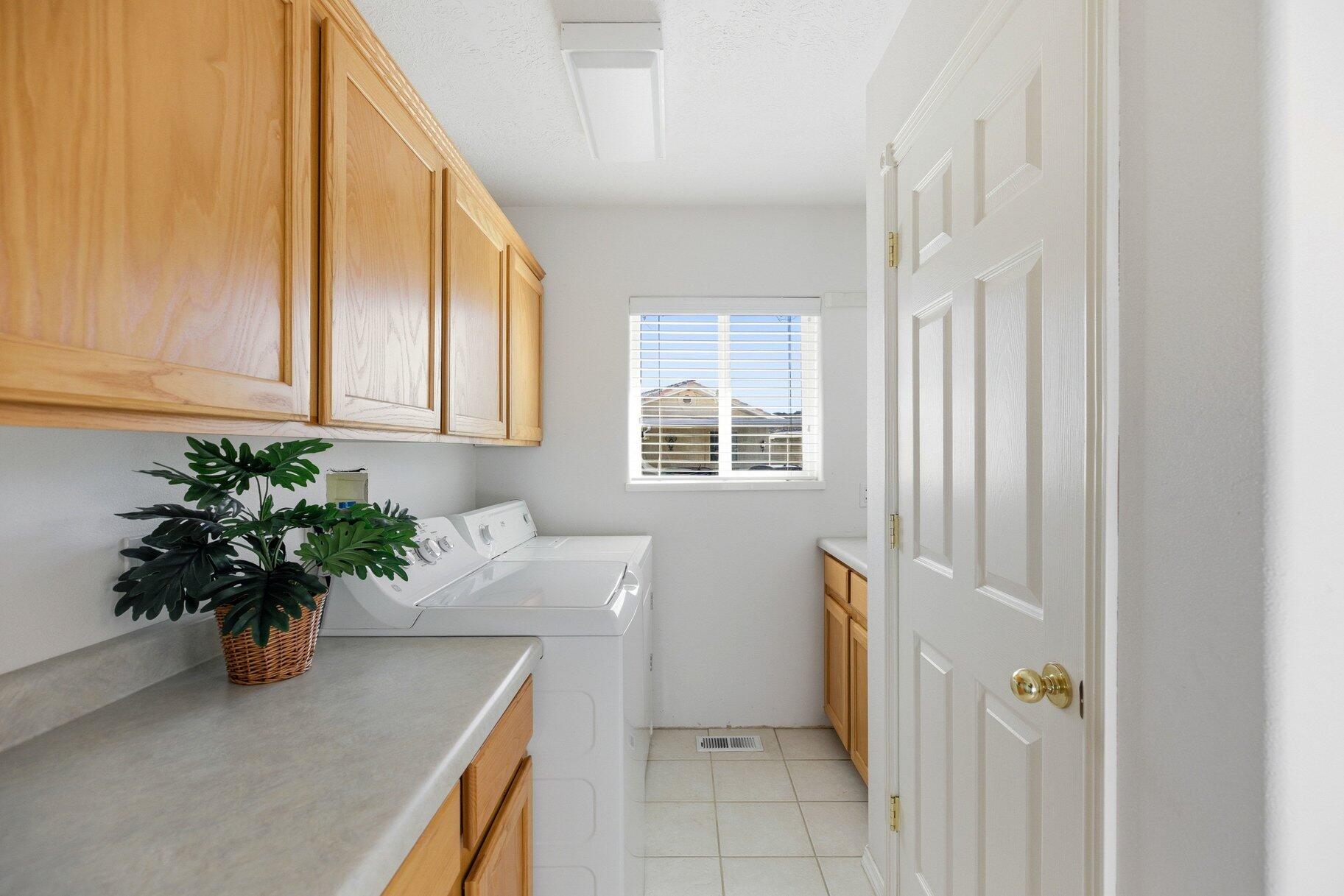 KINGS ROW ESTATES - Residential