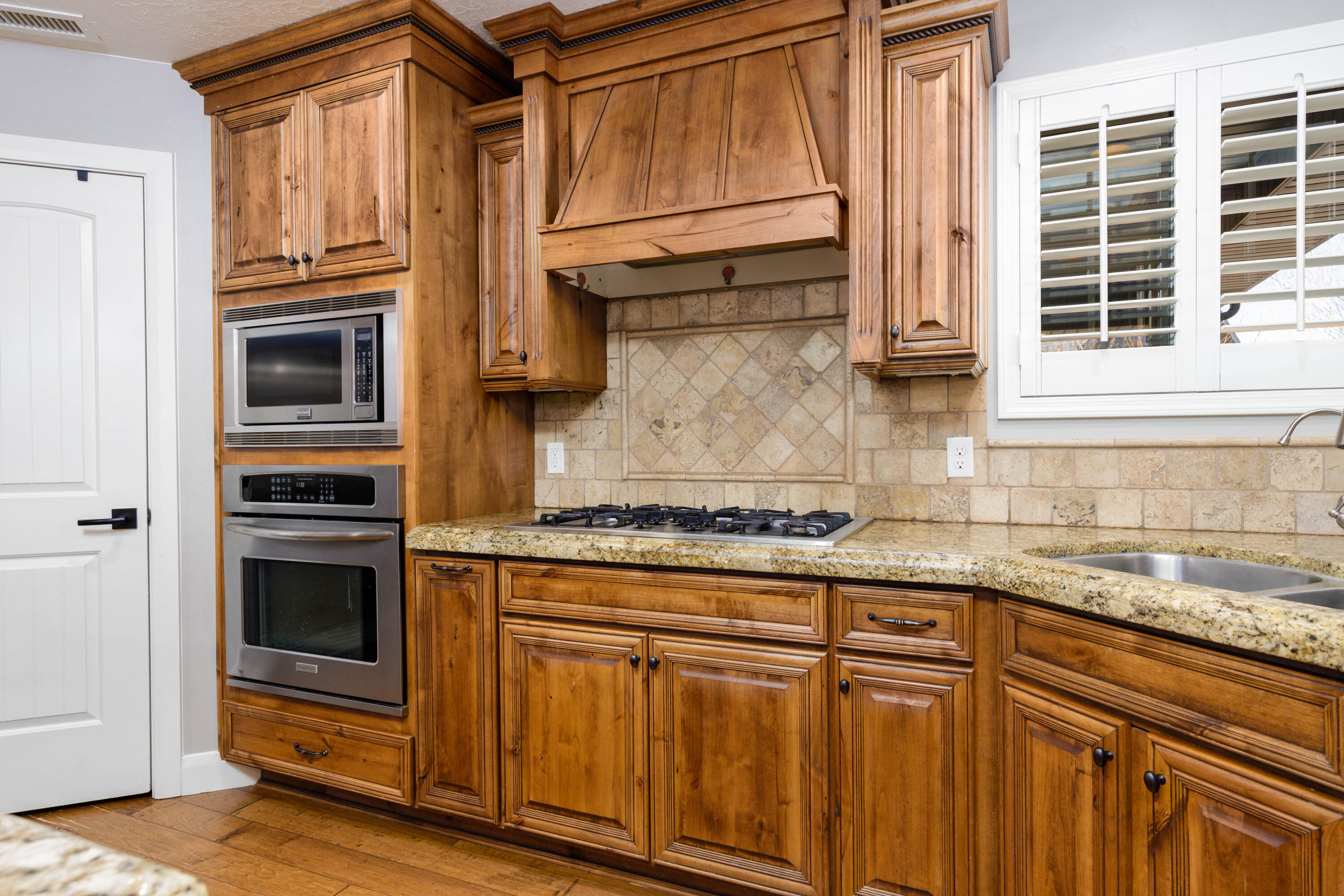 CANYON TRAILS AT DAMMERON VALLEY - Residential
