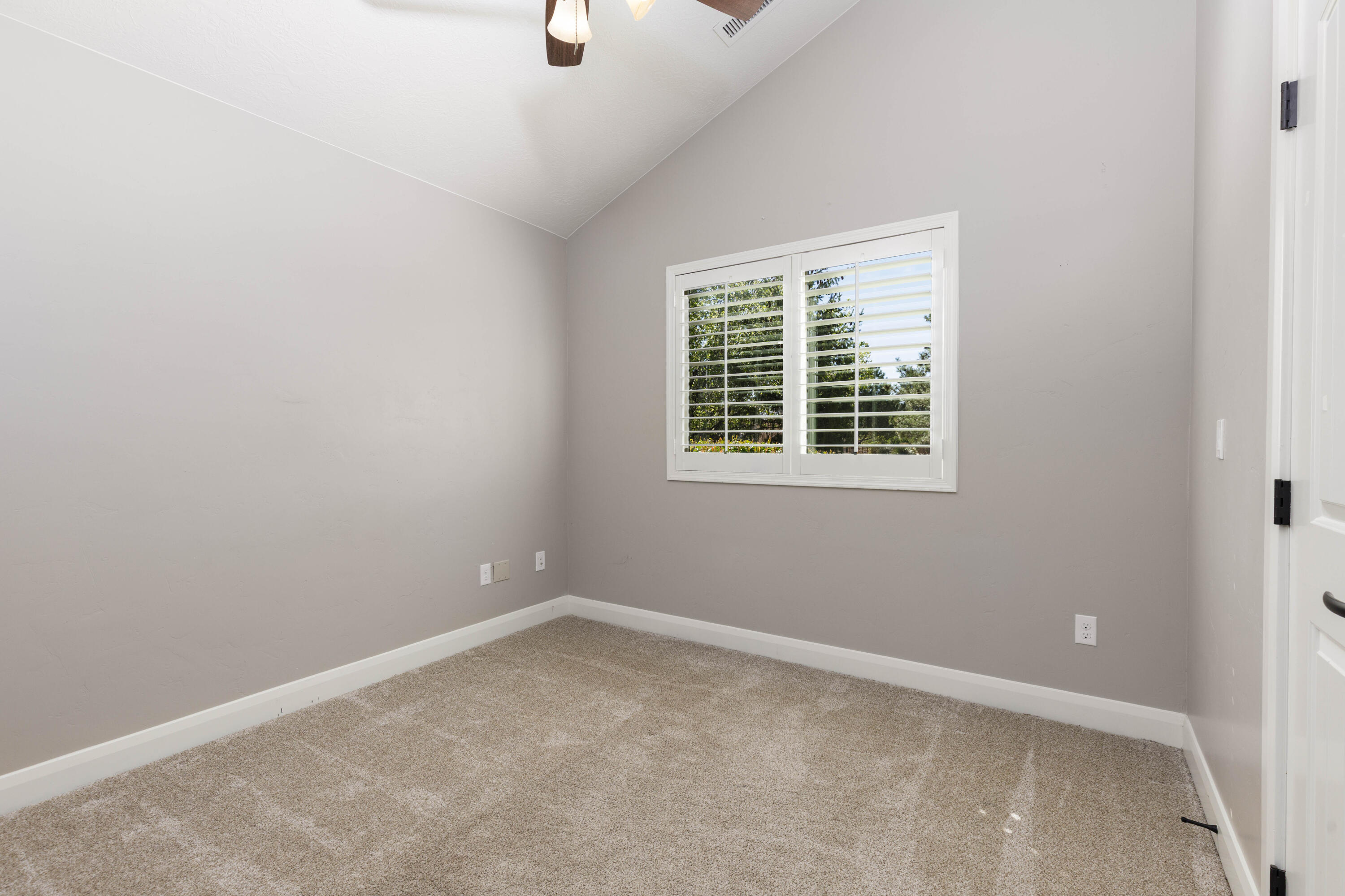 CANYON TRAILS AT DAMMERON VALLEY - Residential