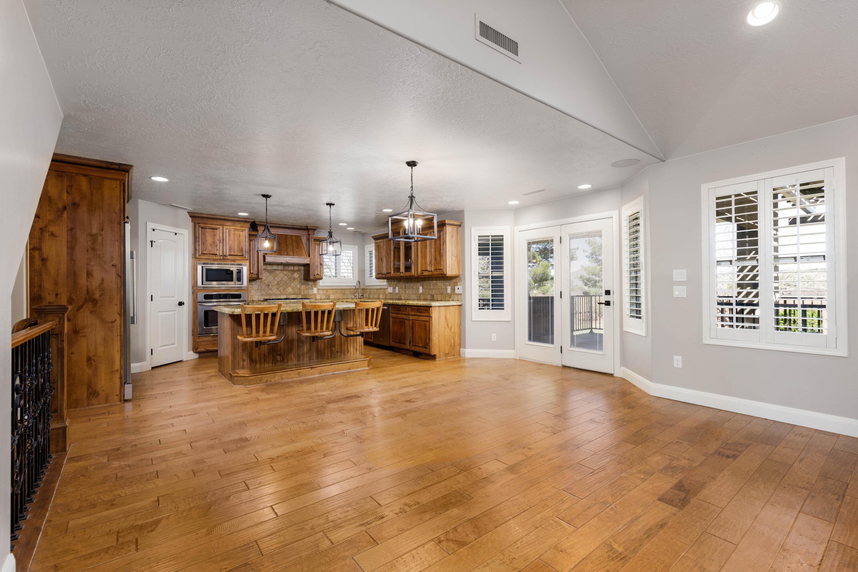 CANYON TRAILS AT DAMMERON VALLEY - Residential